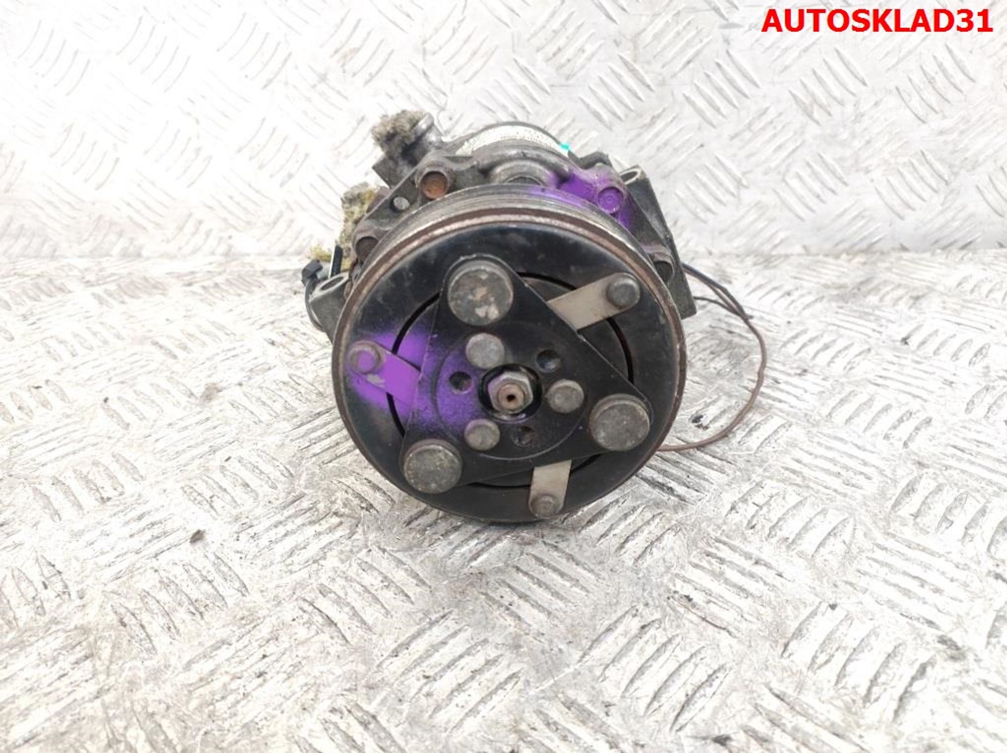 Компрессор кондиционера Opel Corsa C 13197538, 3000 рублей, Дубовое