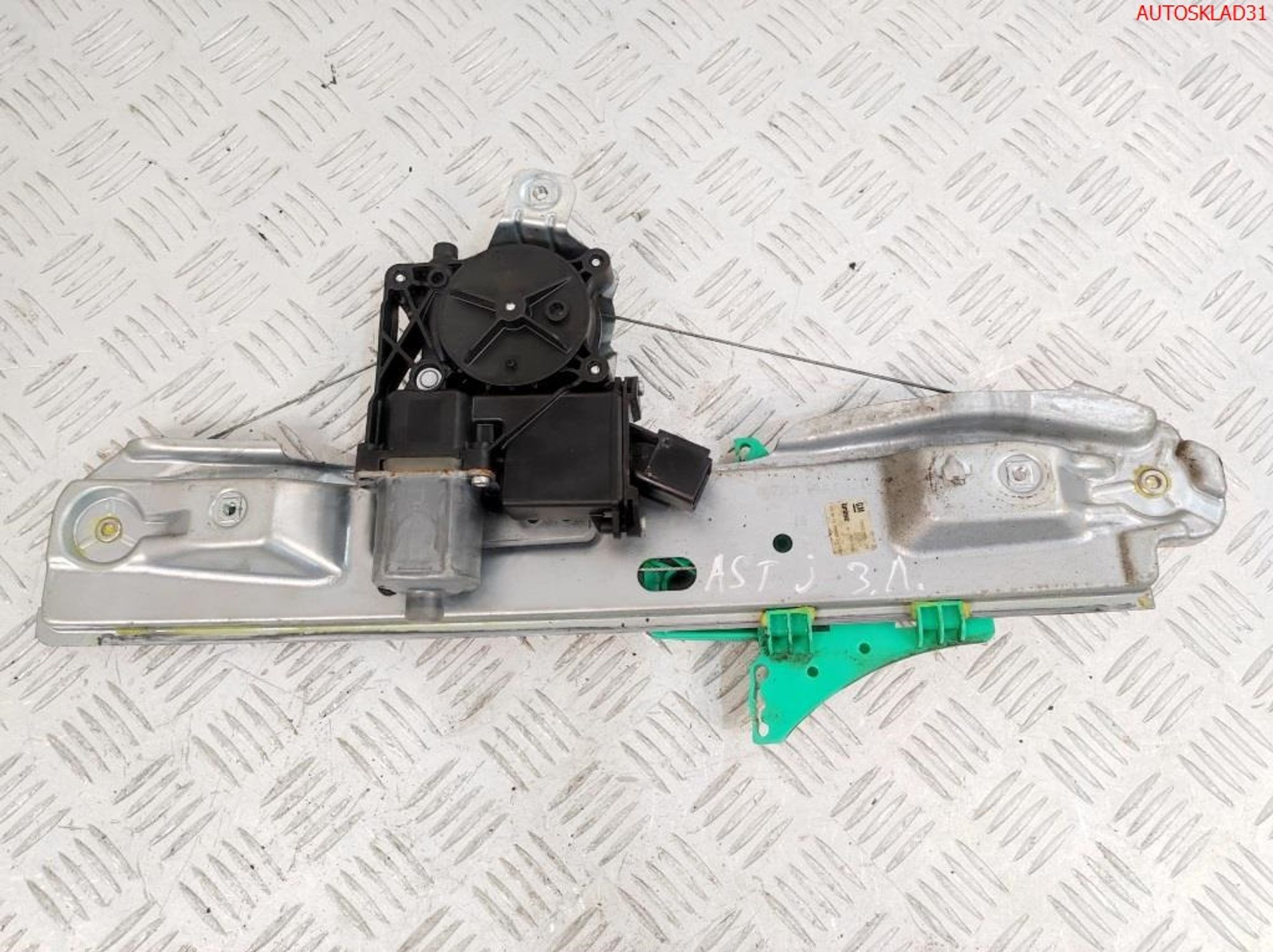 Стеклоподъемник задний левый Opel Astra J 13350761, 1700 рублей, Дубовое