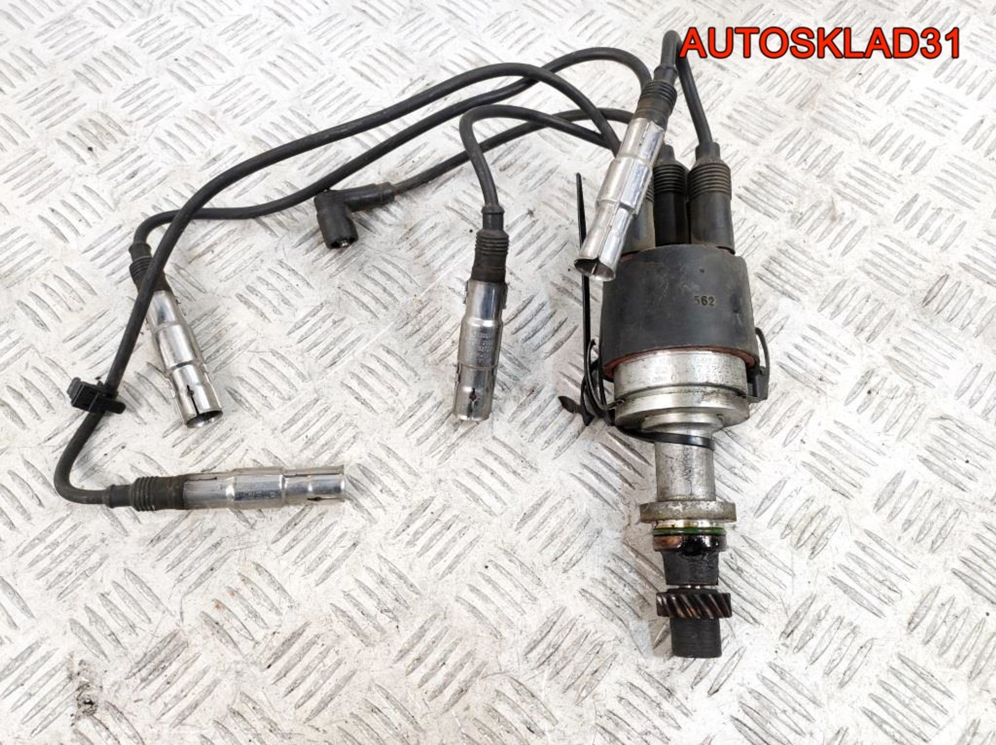 Распределитель зажигания Audi A4 B5 1,6 Бензин 050905205AR, 6000 рублей, Дубовое