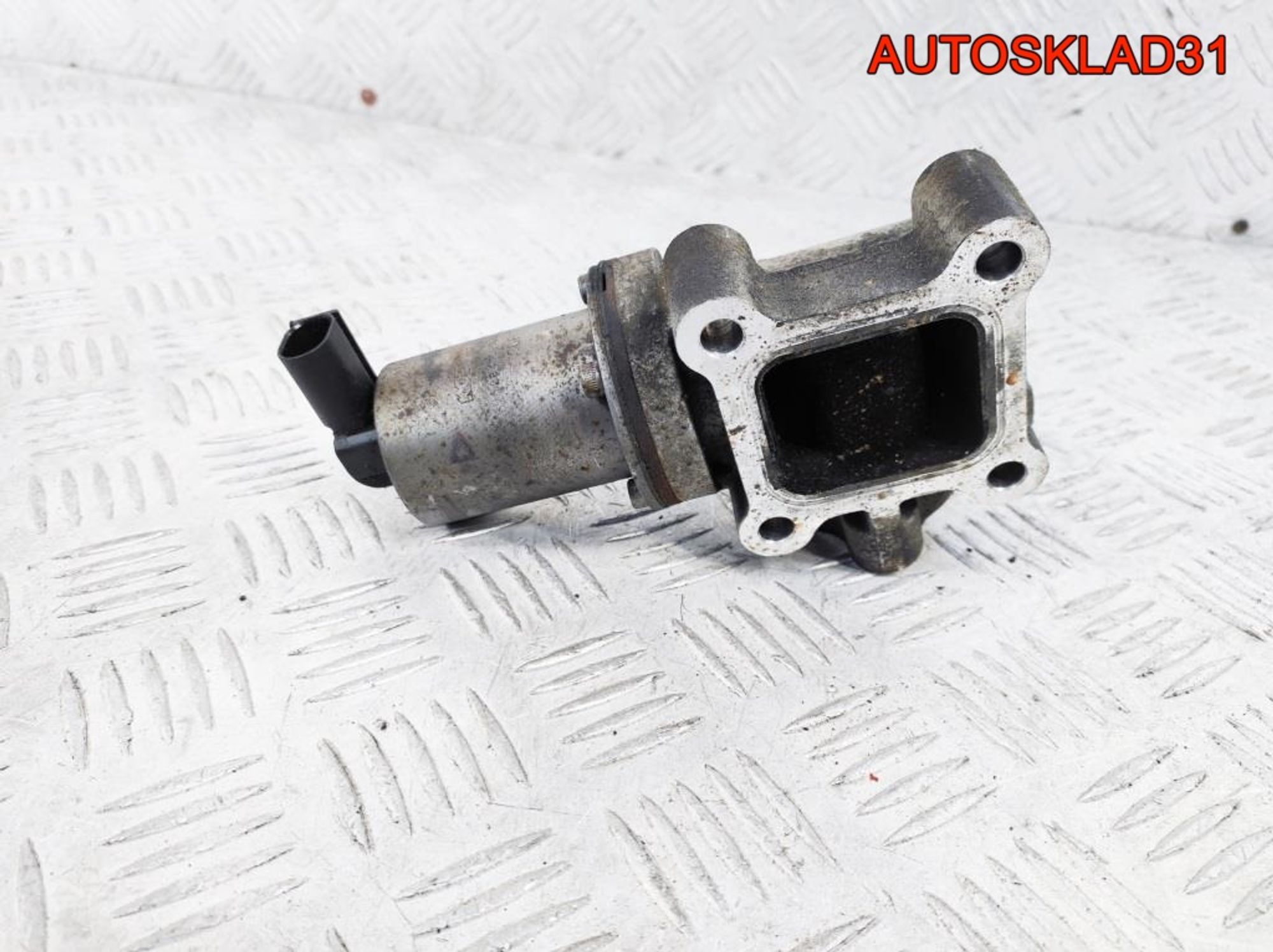 Клапан EGR Hyundai H 1 D4CB 2.5 CRDI 284104A470, 2900 рублей, Дубовое