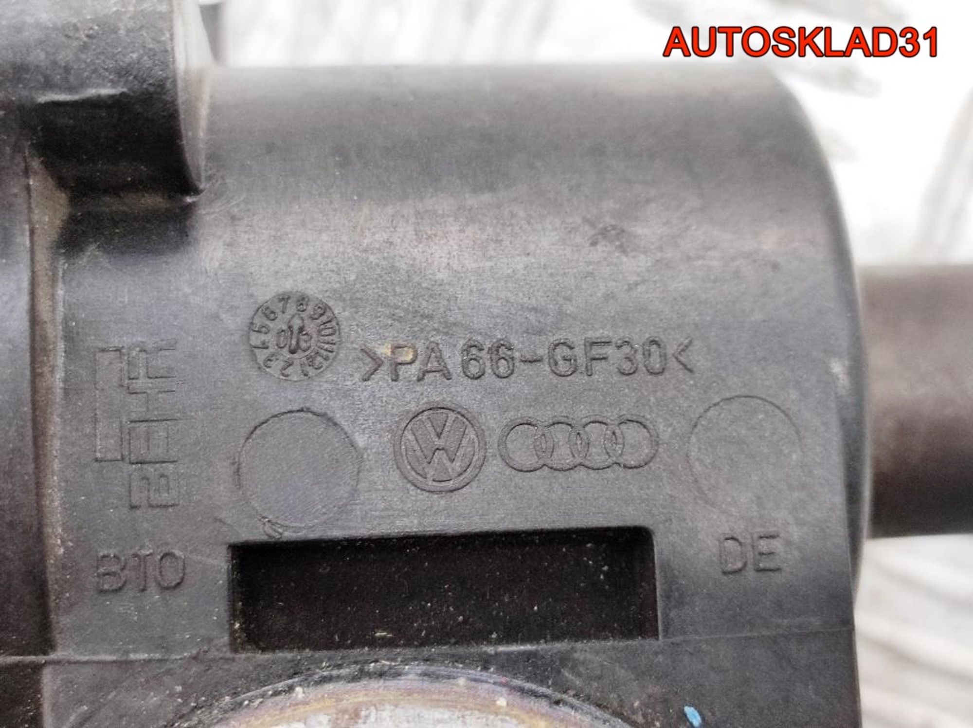 Корпус термостата VW Touran 2,0 06F121114, 1000 рублей, Дубовое