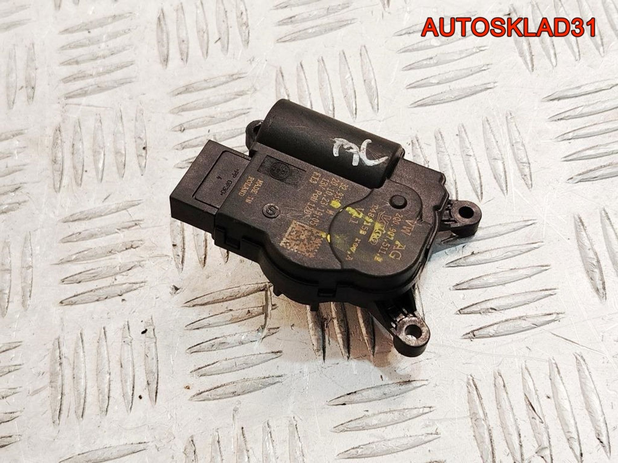 Сервопривод отопителя VW Passat B6 2Q0907511E, 1000 рублей, Дубовое