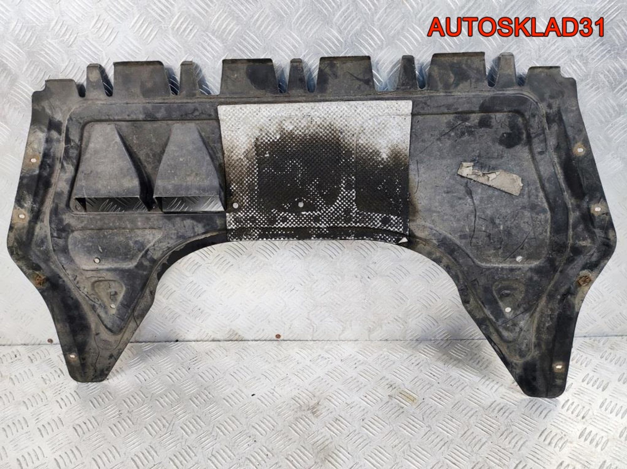 Защита двигателя Volkswagen Golf Mk5 1K0825237J, 2900 рублей, Дубовое