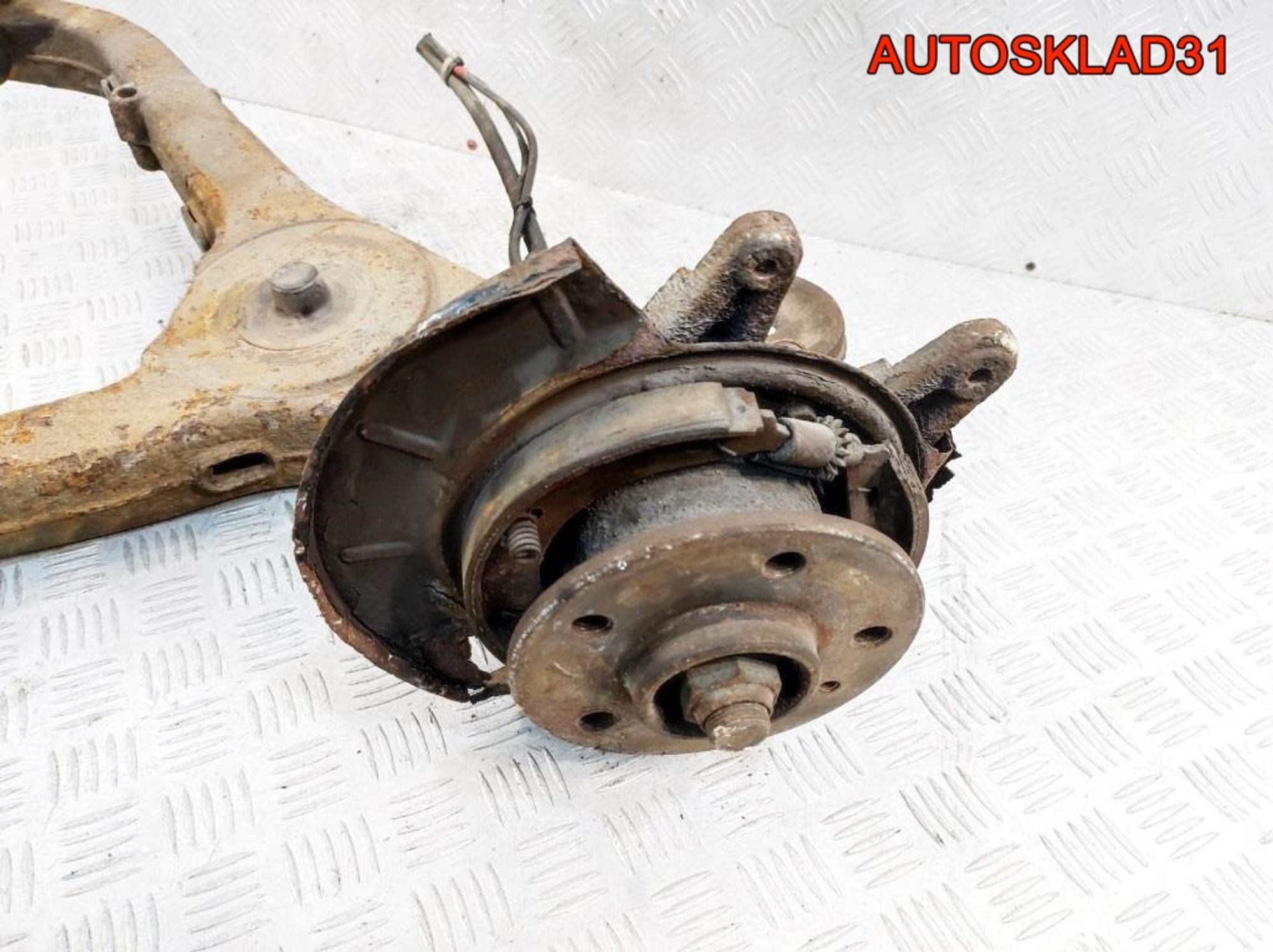 Рычаг задний левый Mercedes Vito W638 A6383521404, 3200 рублей, Дубовое