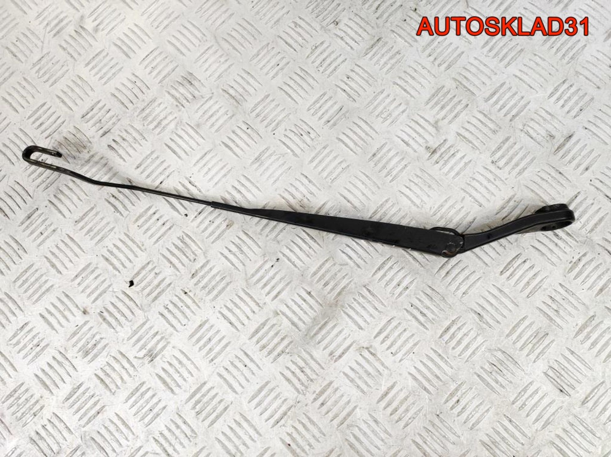 Дворник левый Nissan Primera P12 28881AU312, 900 рублей, Дубовое