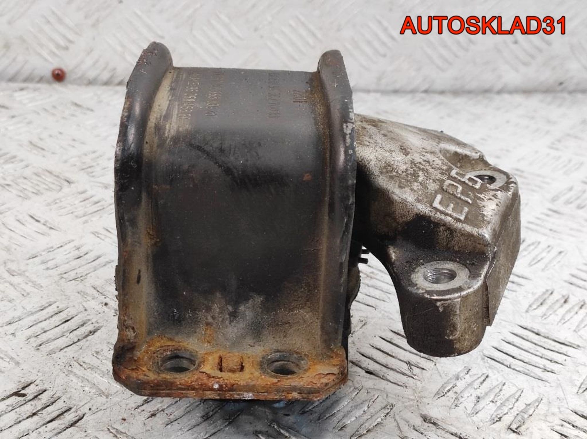 Опора двигателя правая Peugeot 307 9636270080, 1500 рублей, Дубовое