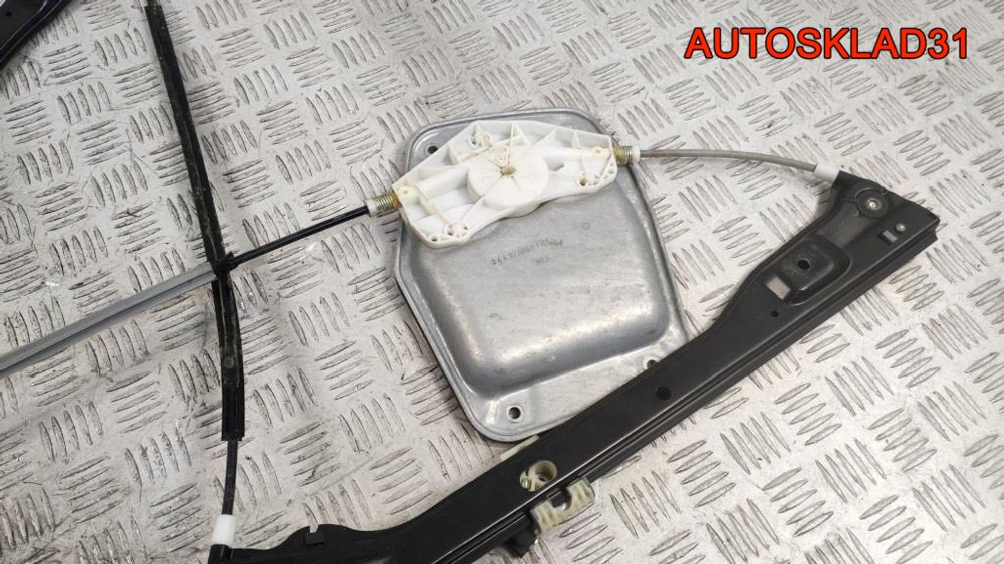 Стеклоподъемник передней правой двери VW Golf Plus 1K5837462B, 3000 рублей, Дубовое