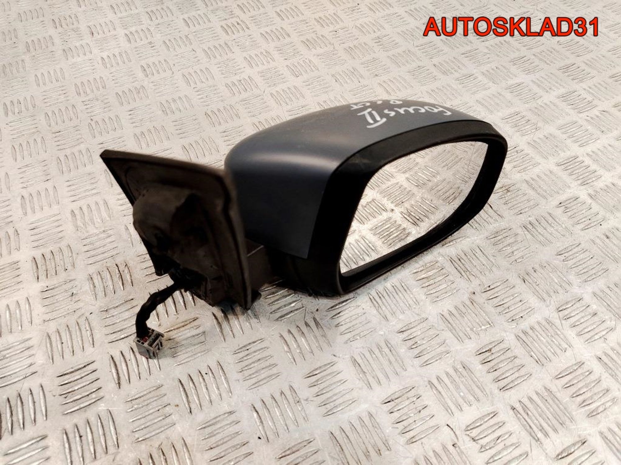 Зеркало правое Ford Focus 2 1728322 Рестайлинг, 6000 рублей, Дубовое