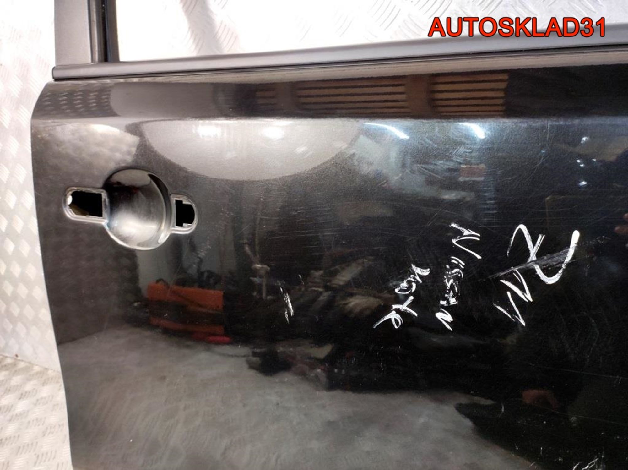 Дверь передняя правая Nissan Note E11 H01009U0M0, 12200 рублей, Дубовое