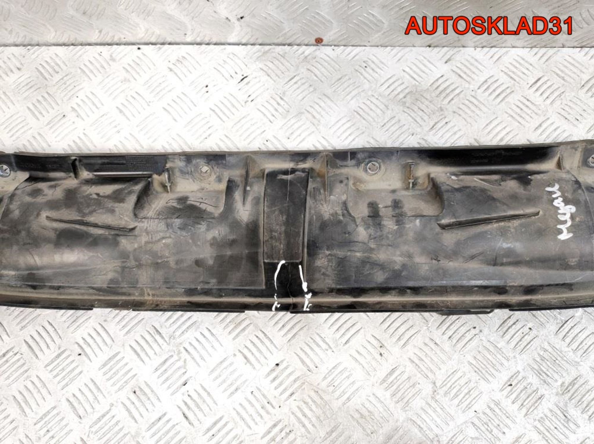 Решетка стеклоочистителя Renault Megane 3 668101847R, 900 рублей, Дубовое