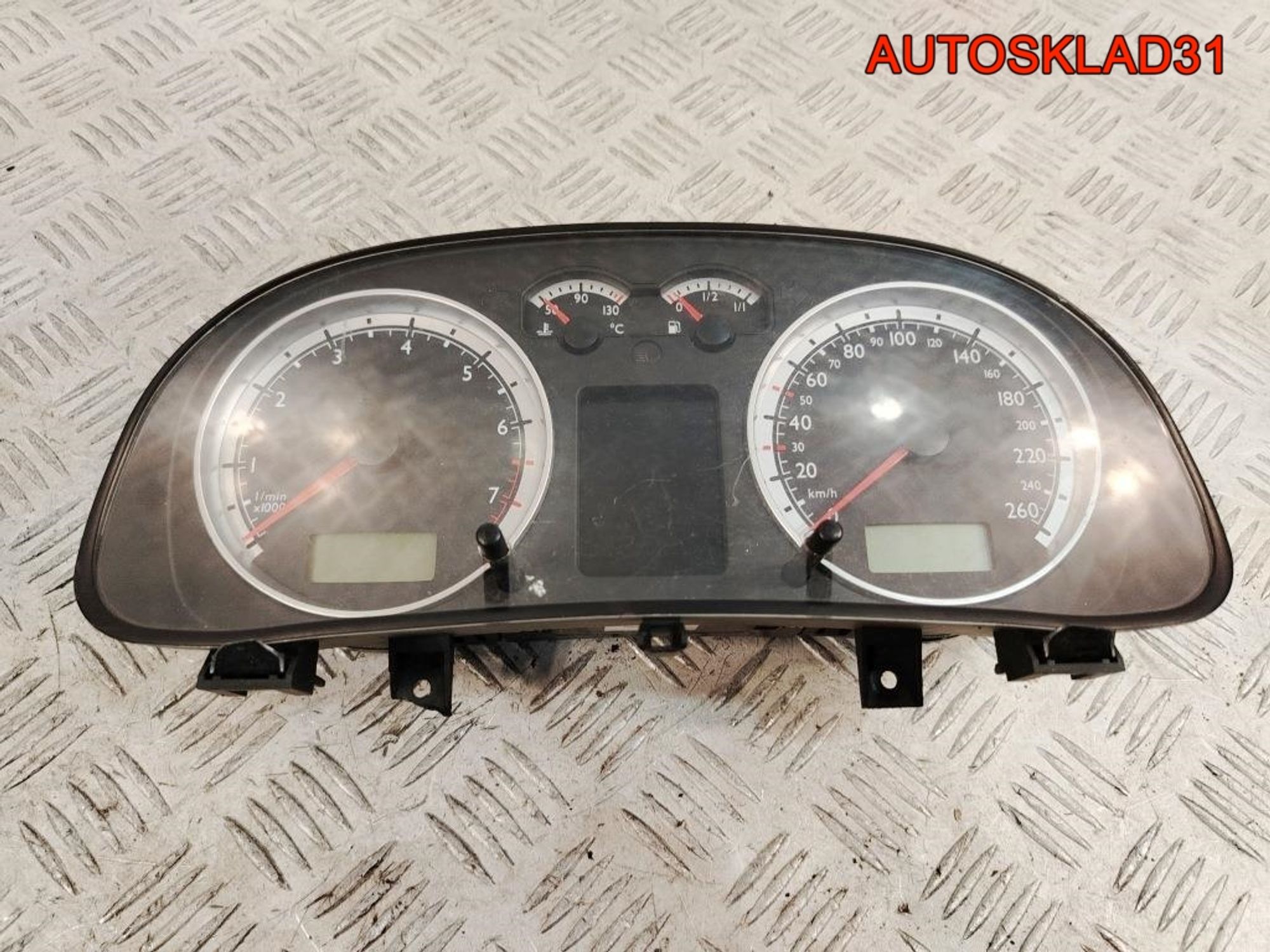 Панель приборов Volkswagen Bora 1J5920845A Бензин, 20000 рублей, Дубовое