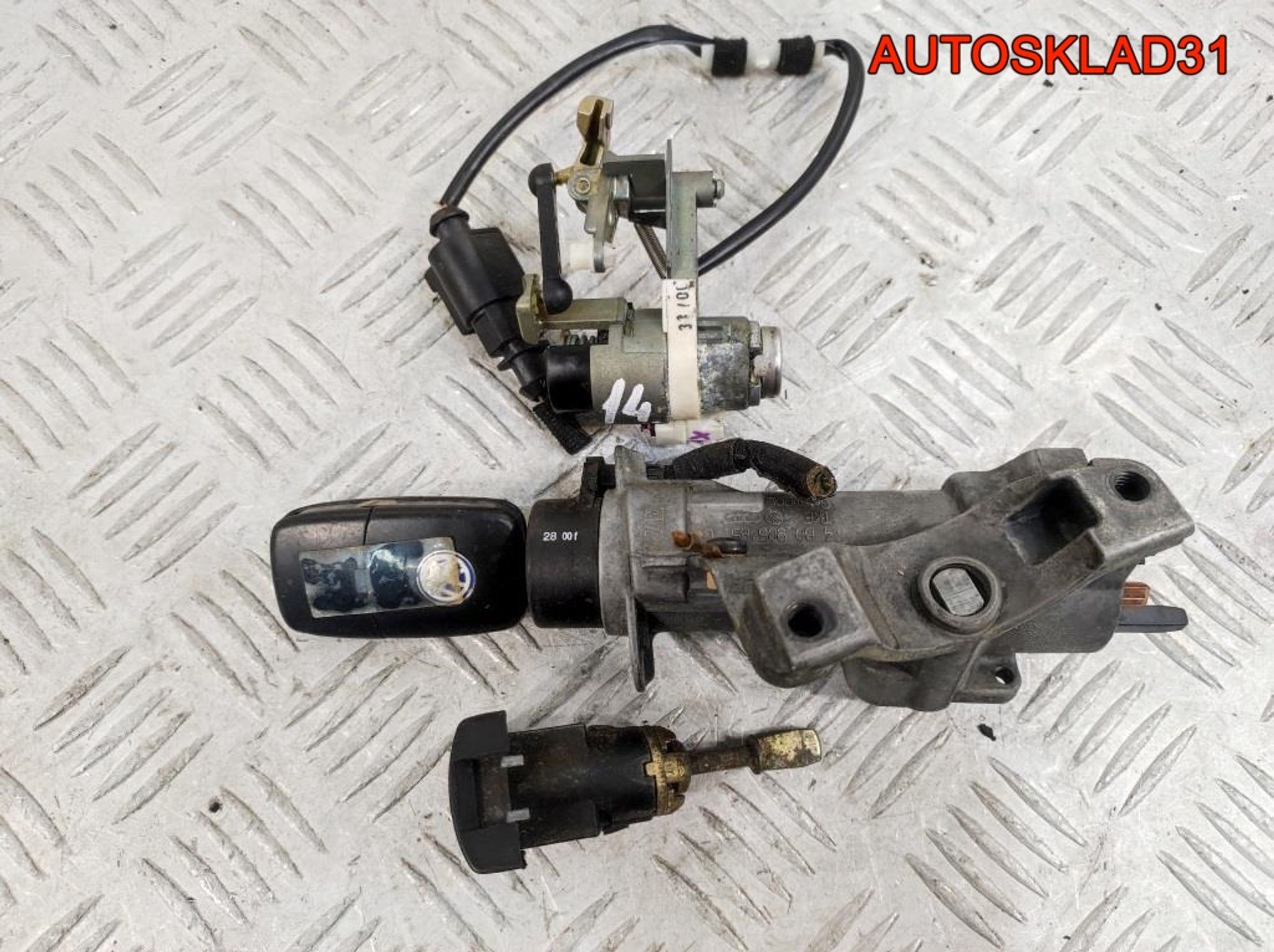 Замок зажигания Volkswagen Passat B5 4B0905851C, 4100 рублей, Дубовое