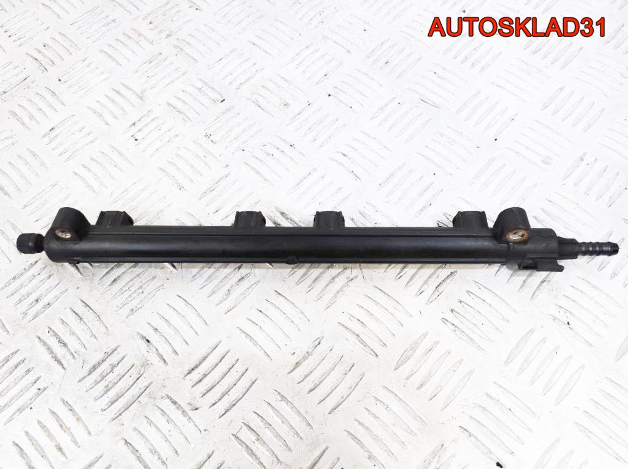 Рейка топливная VW Golf 5 1,6 BSE 06A133317AN, 4900 рублей, Дубовое
