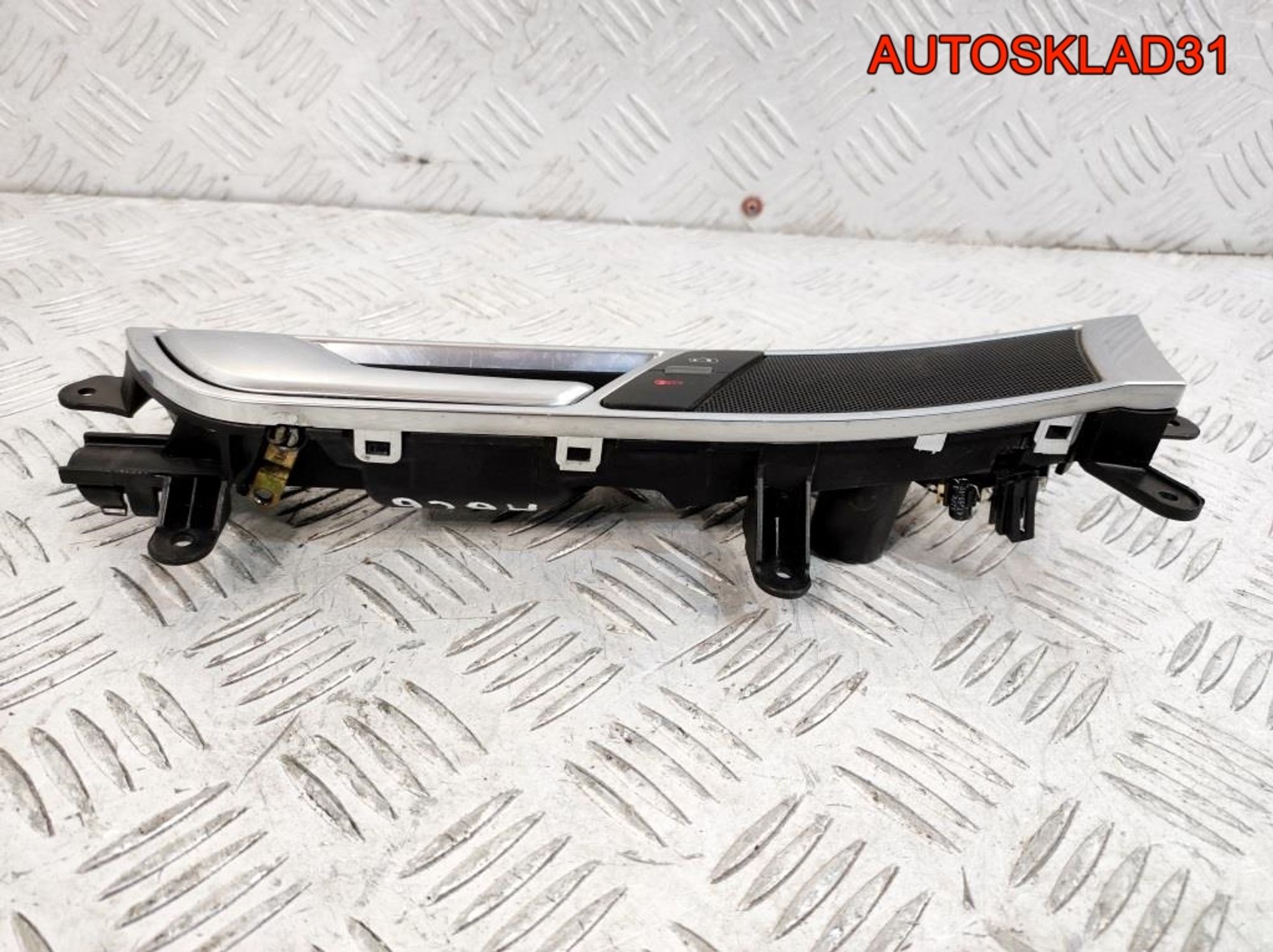 Ручка двери внутренняя передняя левая Audi A6 C6 4F0837019C, 1500 рублей, Дубовое
