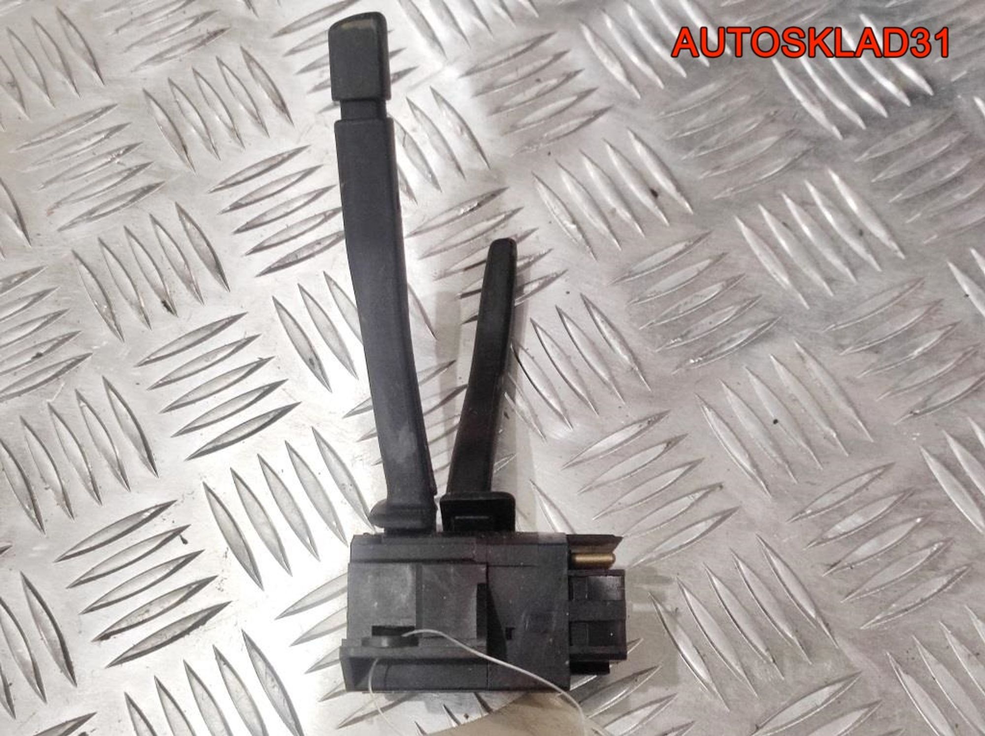 Переключатель стеклоочистителя Ford Sierra 90BG11K665DD, 1000 рублей, Дубовое