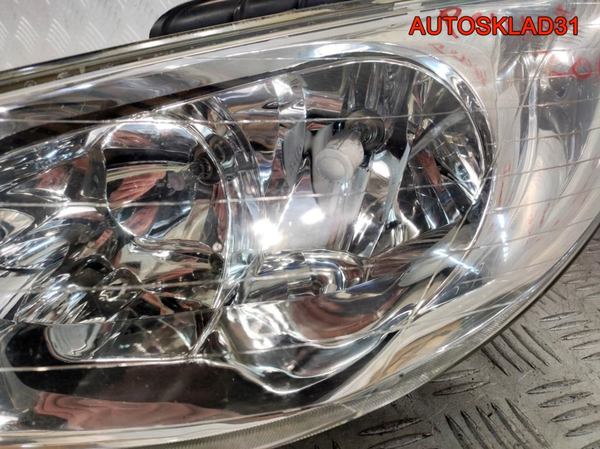 Фара левая Peugeot 206 9628666880, 5000 рублей, Дубовое