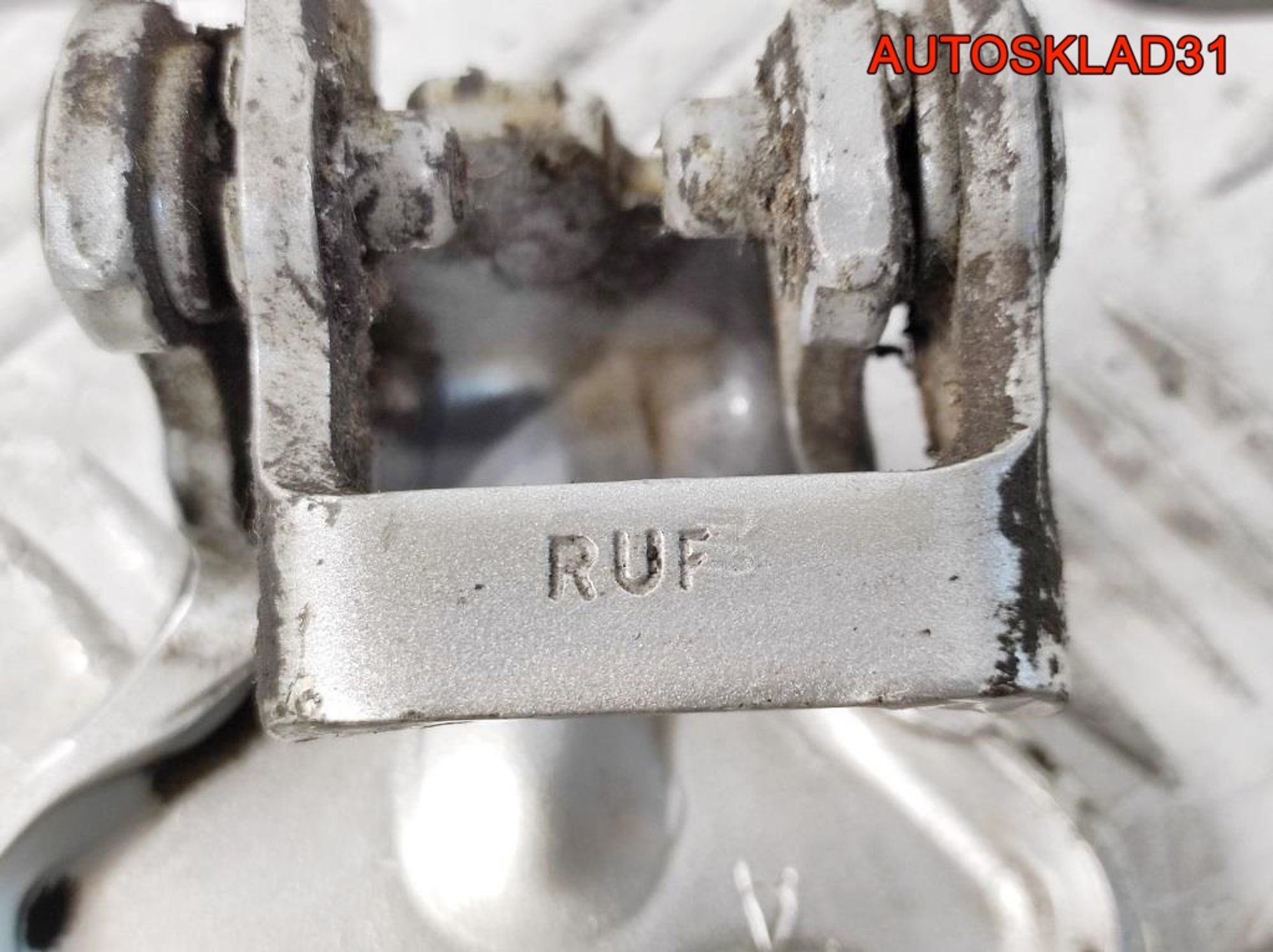 Петля двери задняя правая верхняя Ford Fusion, 500 рублей, Дубовое