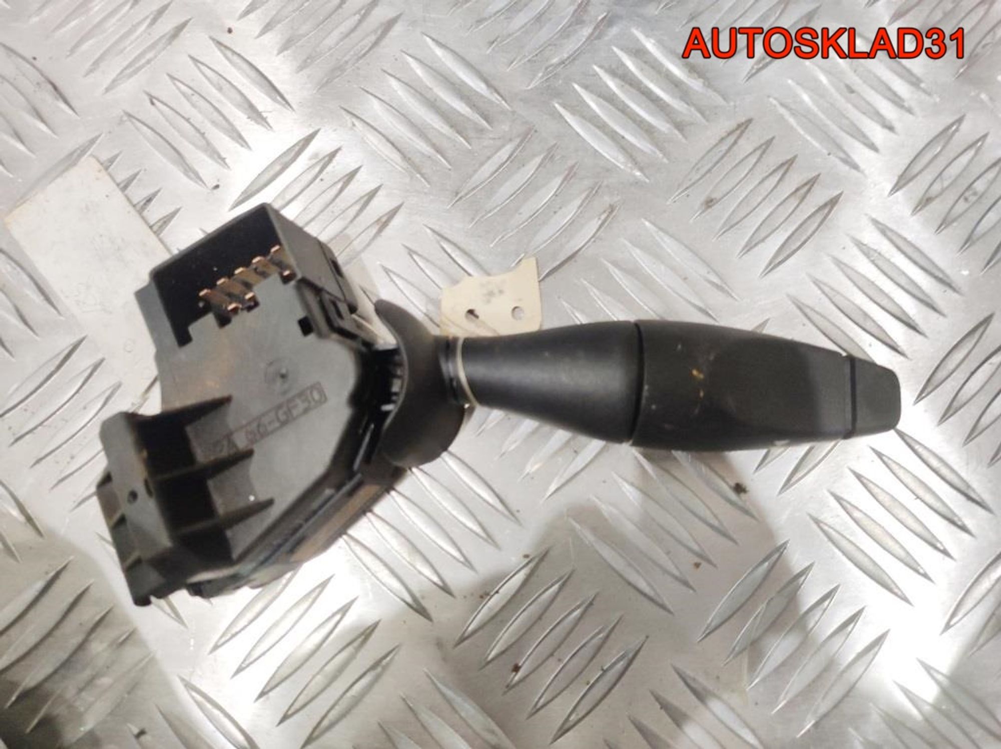 Переключатель стеклоочистителей Ford Focus 1 98AG17A553CC, 1000 рублей, Дубовое