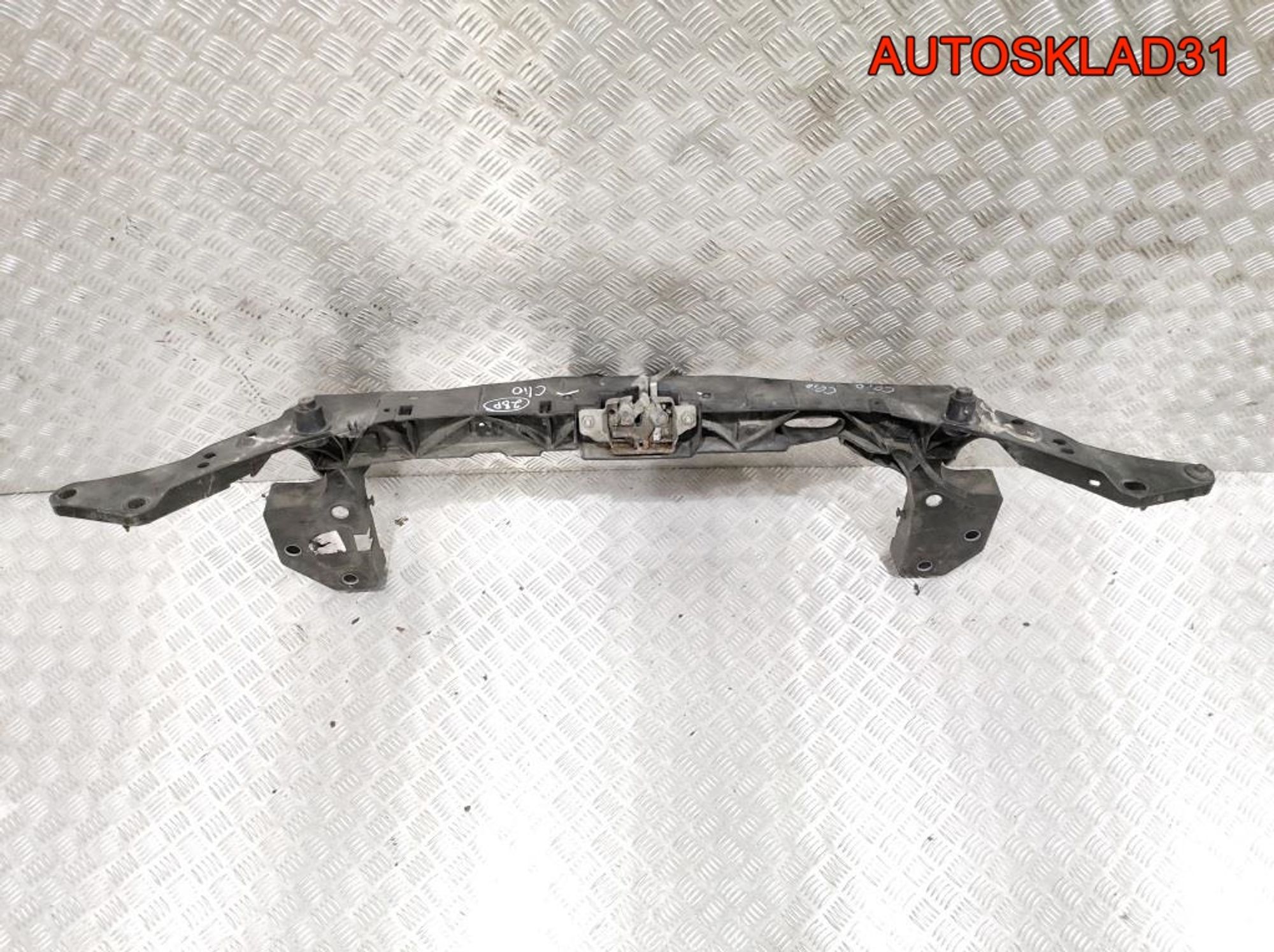 Панель передняя Renault Clio 3 8200290143, 2000 рублей, Дубовое