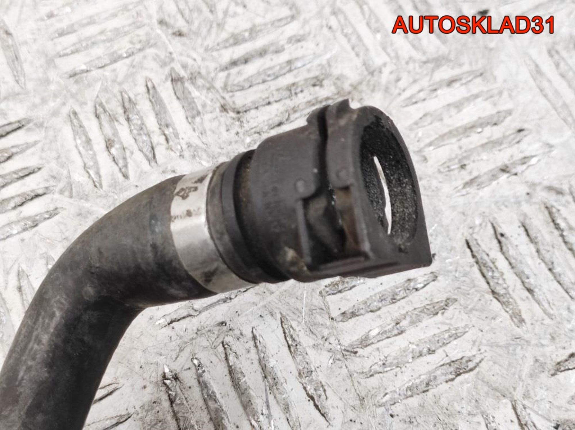 Шланг системы охлаждения BMW E90 2.0 N47D20A 17127799750, 1500 рублей, Дубовое