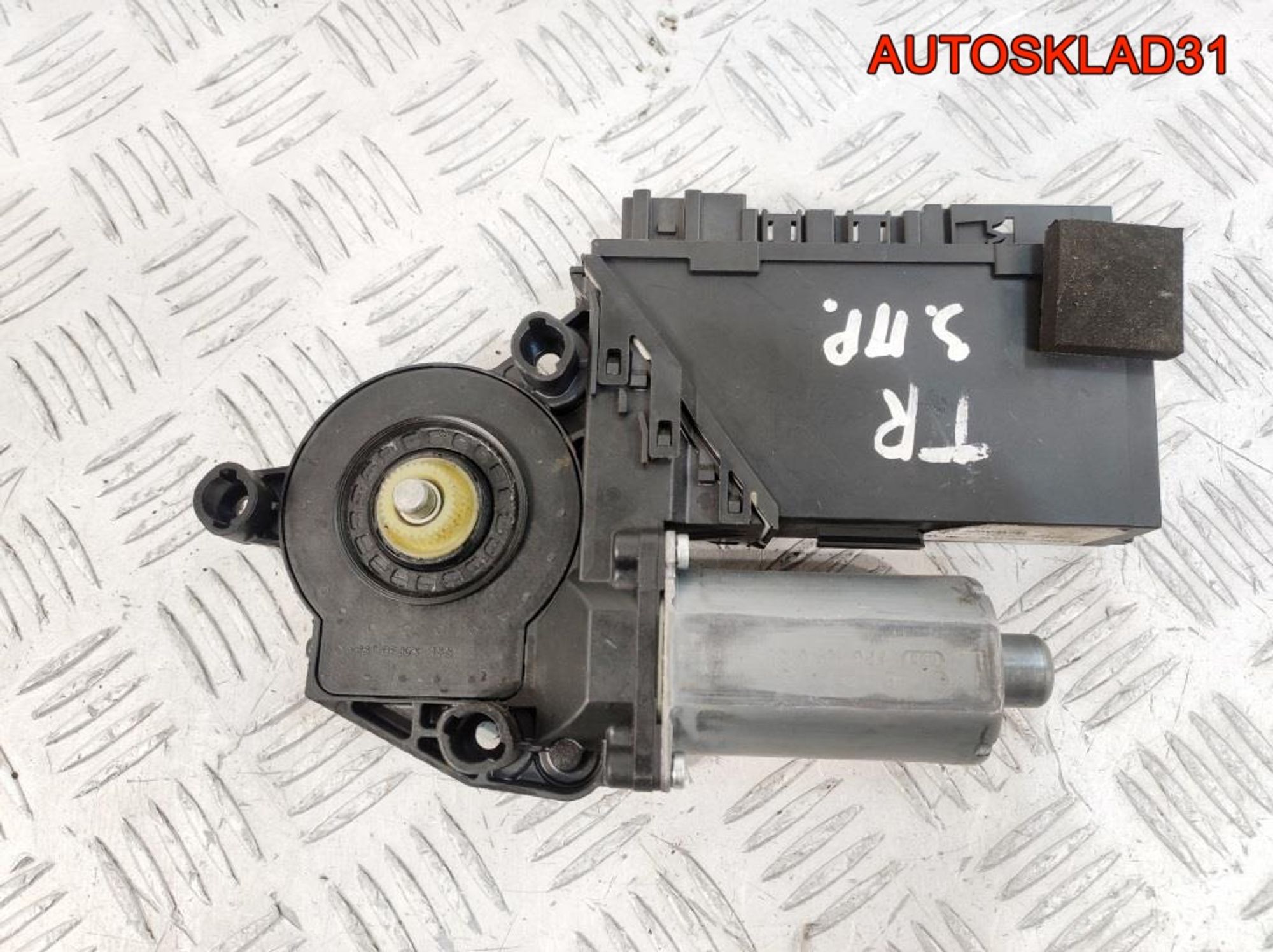 Моторчик стеклоподъемника з/п VW Touareg 3D0959794F, 1300 рублей, Дубовое