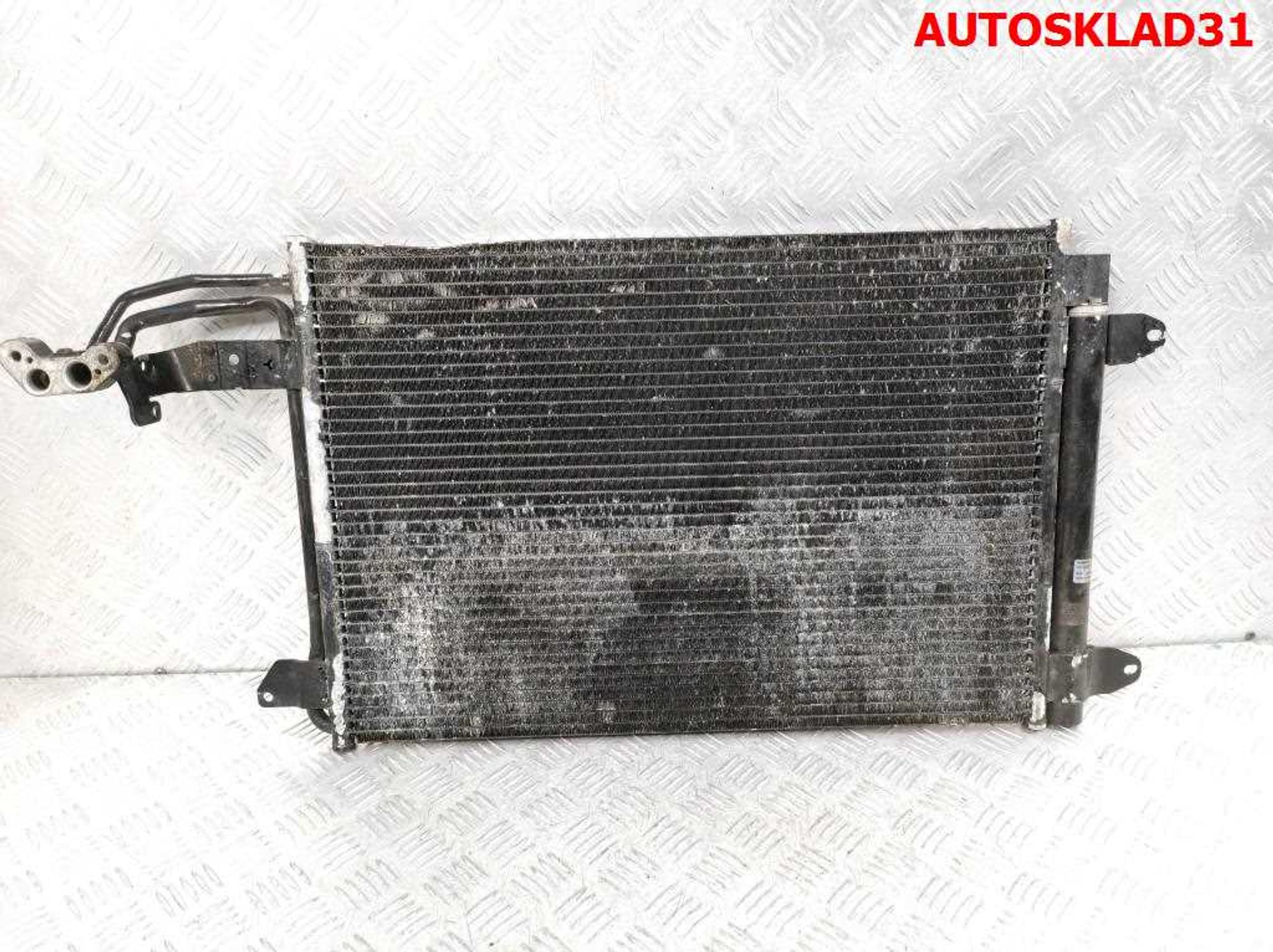Радиатор кондиционера Volkswagen Golf 4 8FC351301041, 1000 рублей, Дубовое