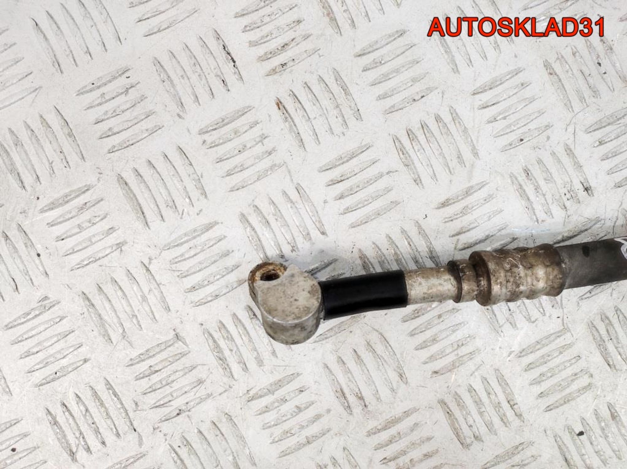 Трубка кондиционера Audi A4 B6 8E0260701AB, 1500 рублей, Дубовое