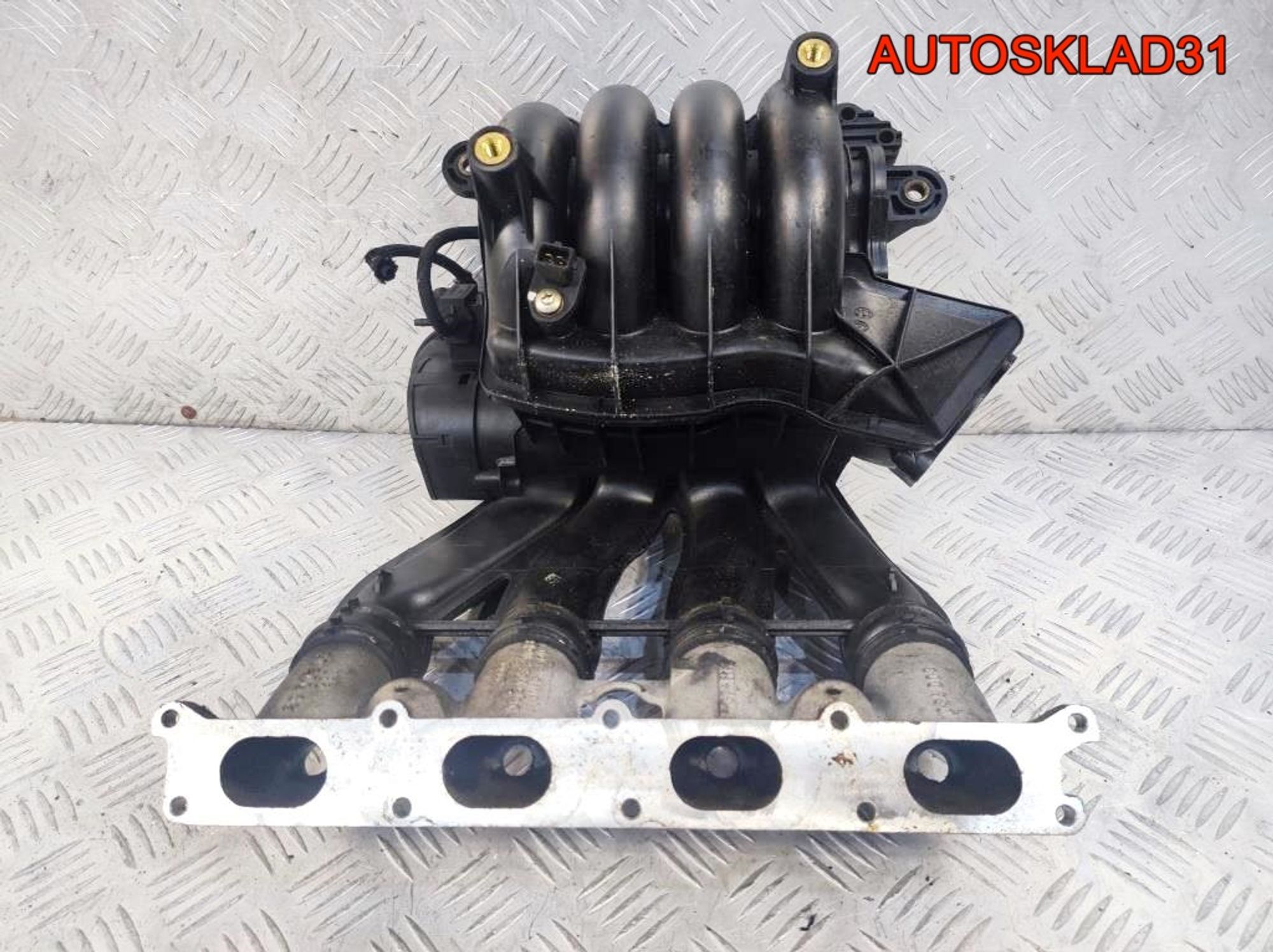 Коллектор впускной Audi A4 B5 1,8 ADR 06B133210N, 2500 рублей, Дубовое