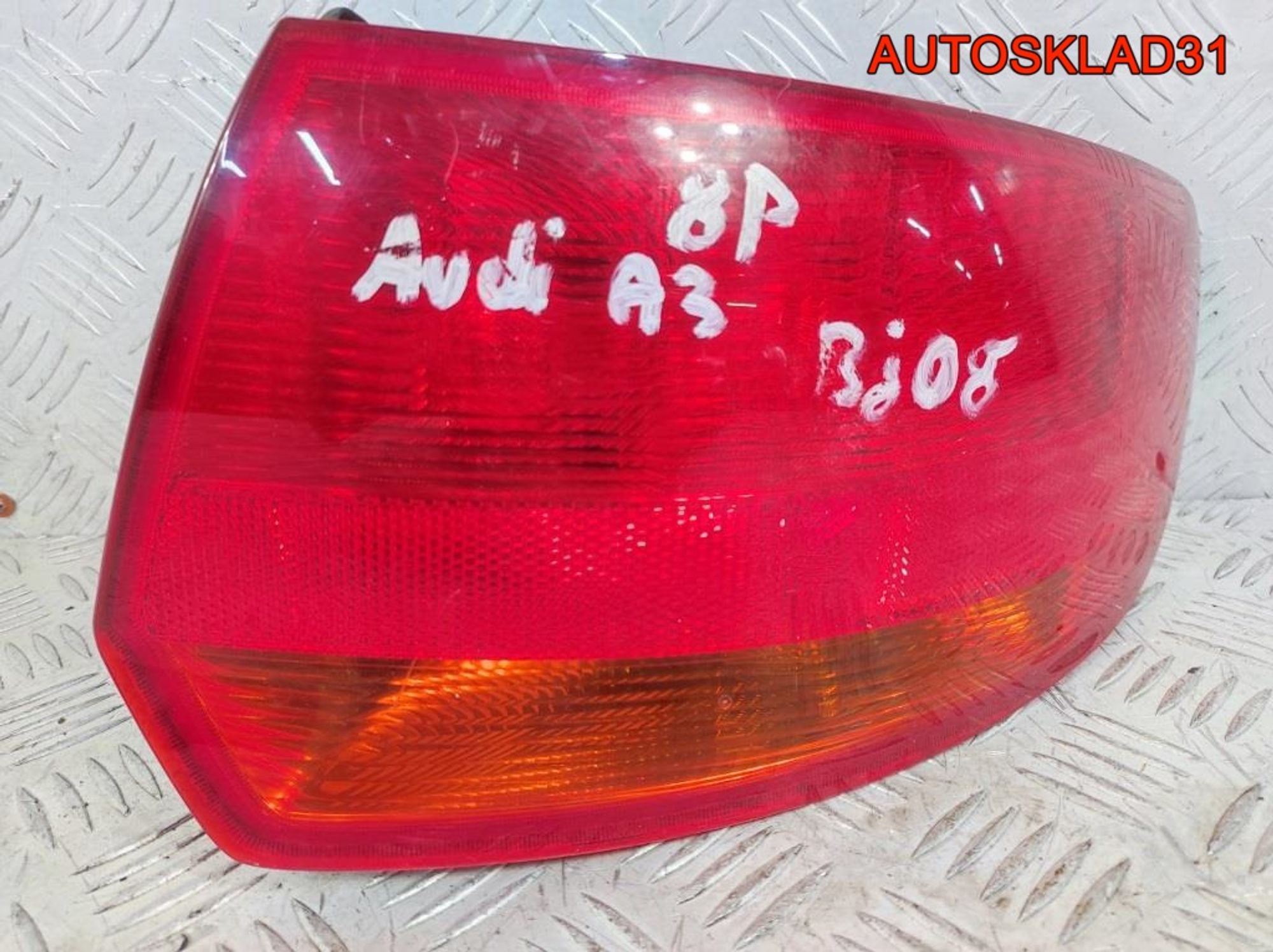 Фонарь задний наружный правый Audi A3 8P4945096C, 2500 рублей, Дубовое