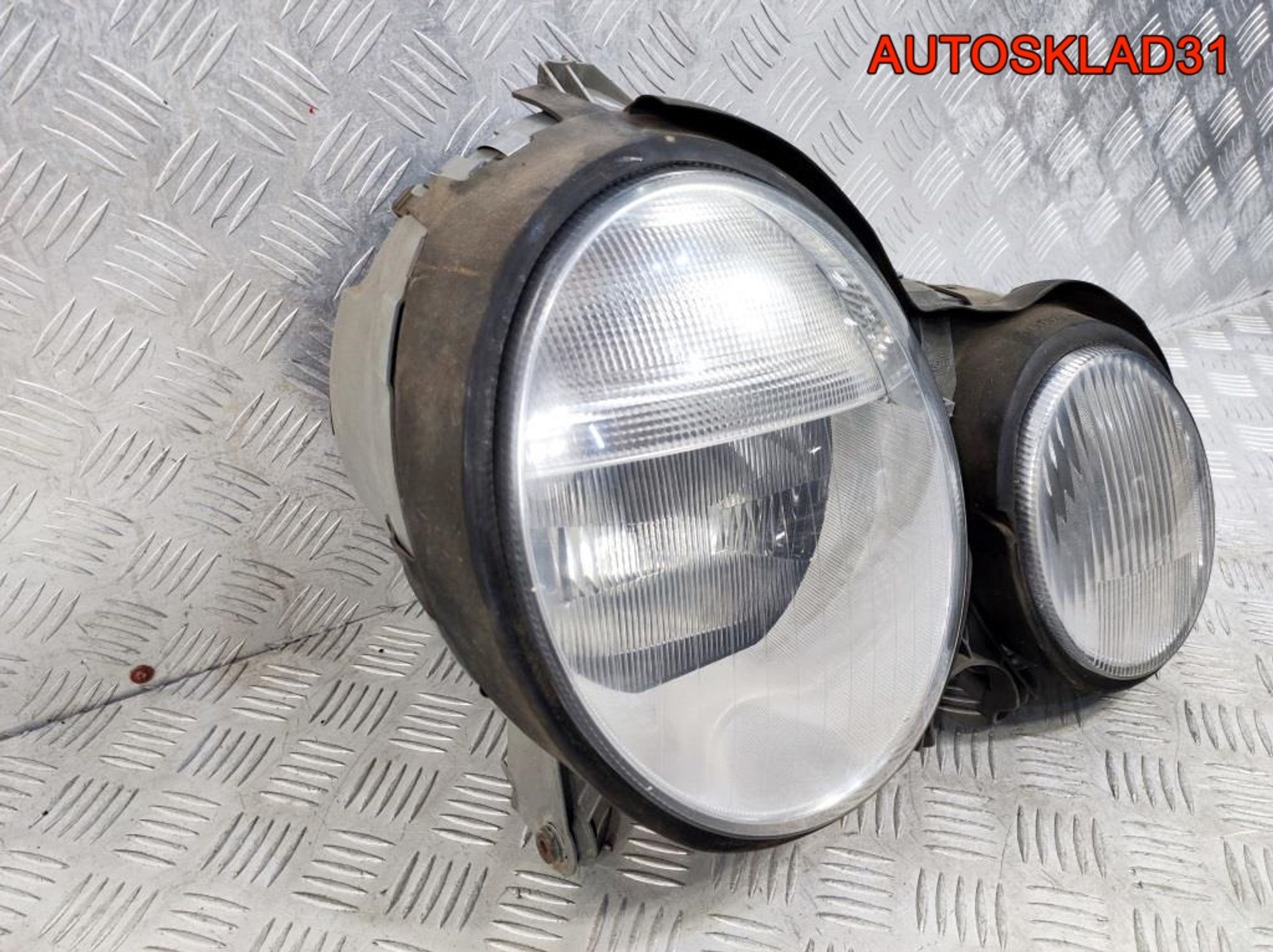 Фары Ксенон Комплект Mercedes-Benz W210 Рестайлинг, 31500 рублей, Дубовое