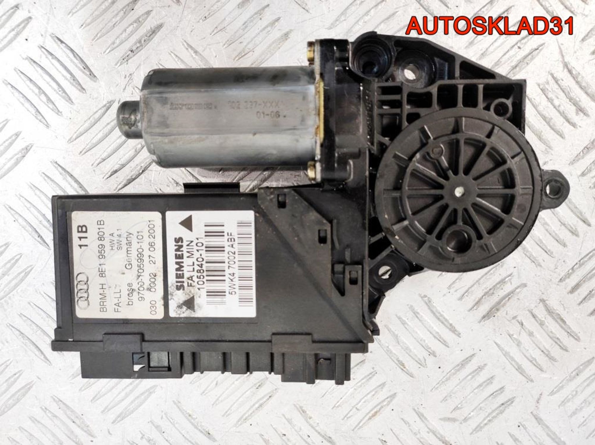 Моторчик стеклоподъемника Audi A4 B6 8E1959801B, 1800 рублей, Дубовое