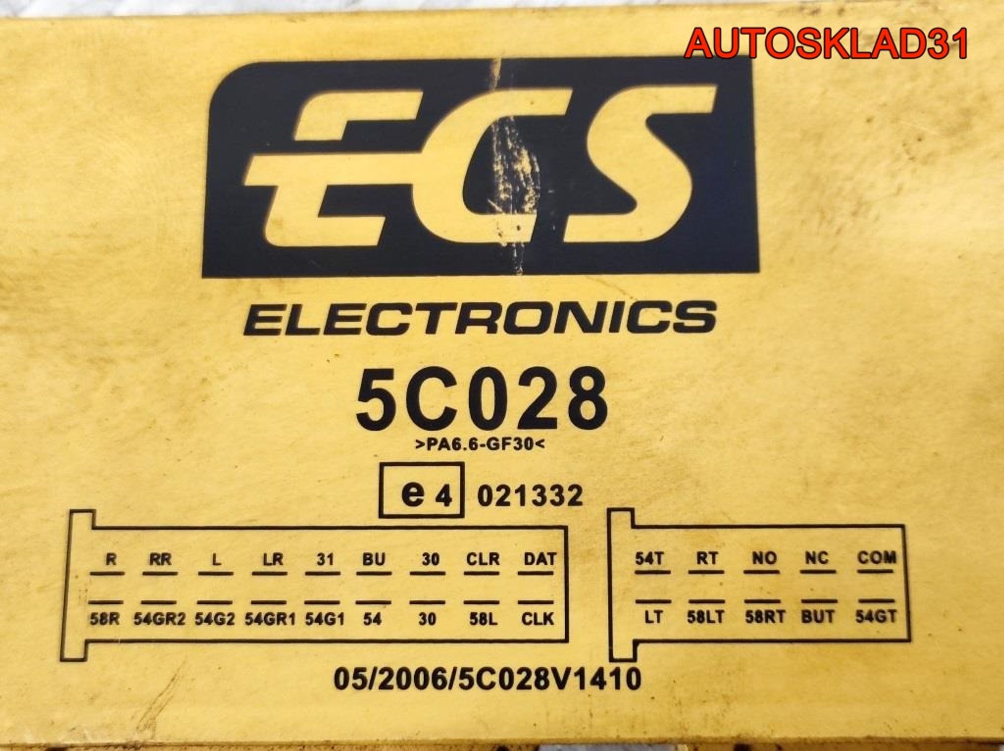 Блок Фаркопа Mitsubishi Pajero 4 5C028V1410, 8100 рублей, Дубовое