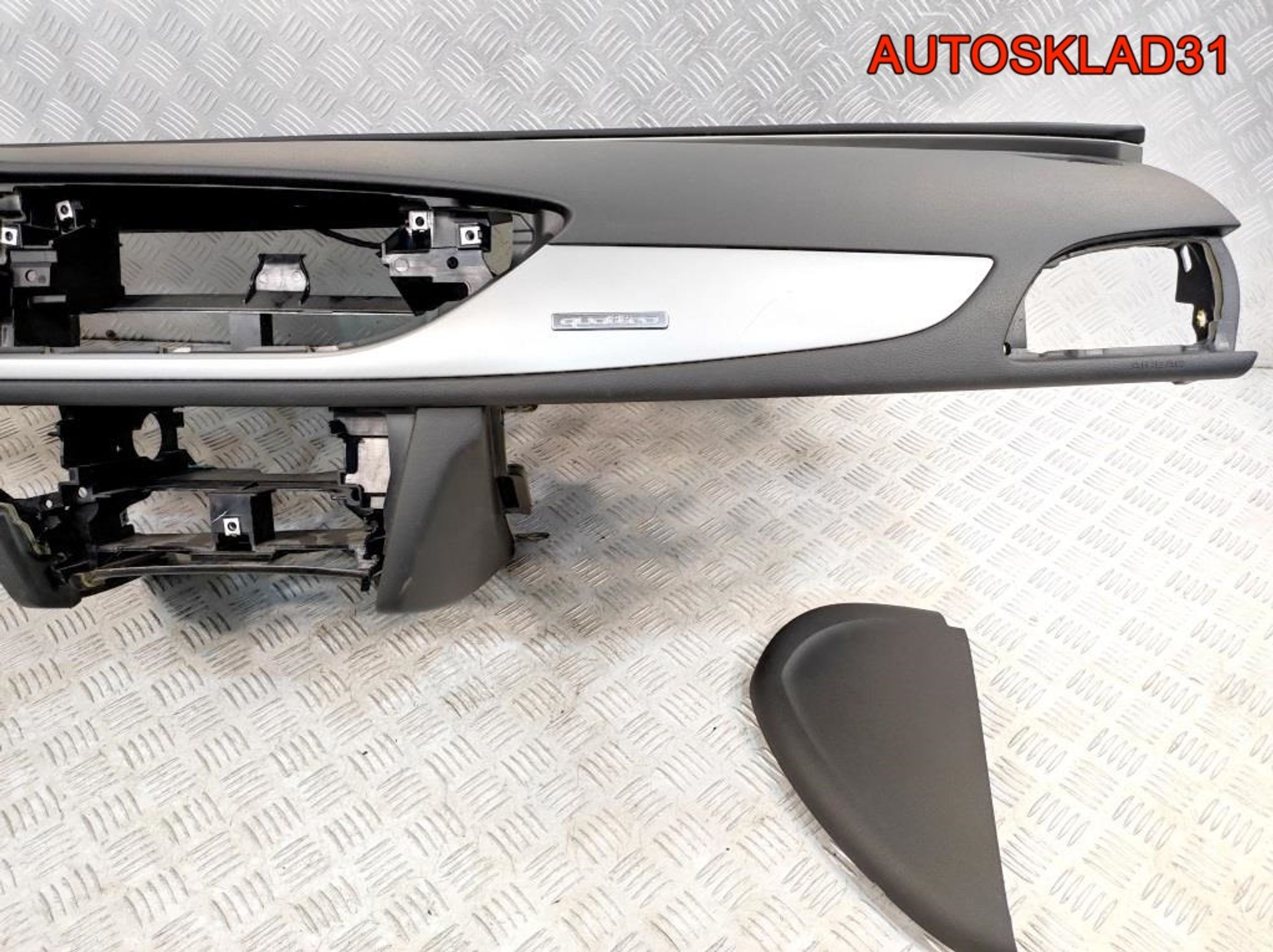 Торпедо Голое Audi A6 C7 4G 4G185700124A, 35000 рублей, Дубовое