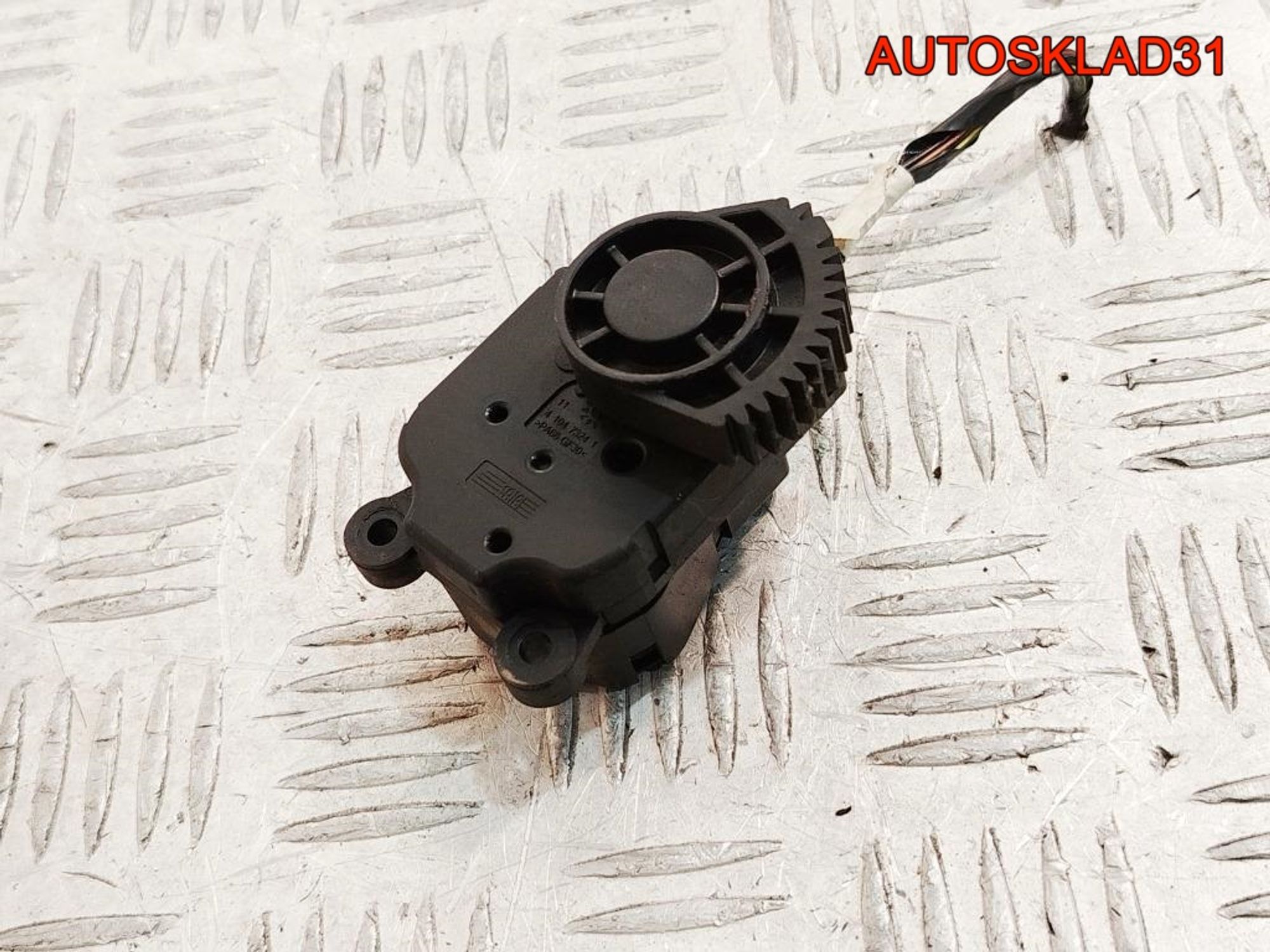 Сервопривод заслонки печки Mazda 3 BK 3M5H19E616AB, 600 рублей, Дубовое
