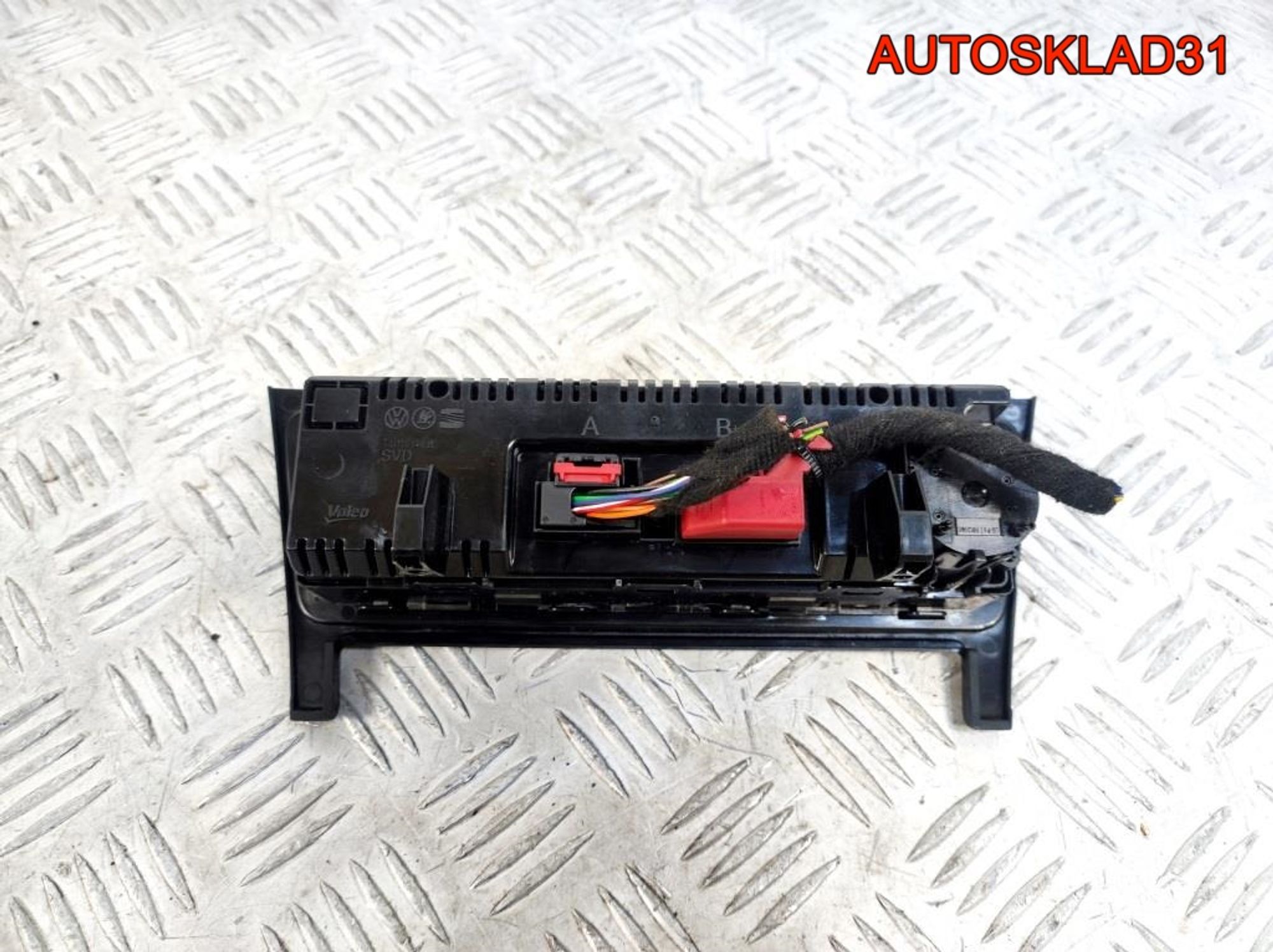 Блок управления климата Skoda Rapid 5JA907044D, 28400 рублей, Дубовое