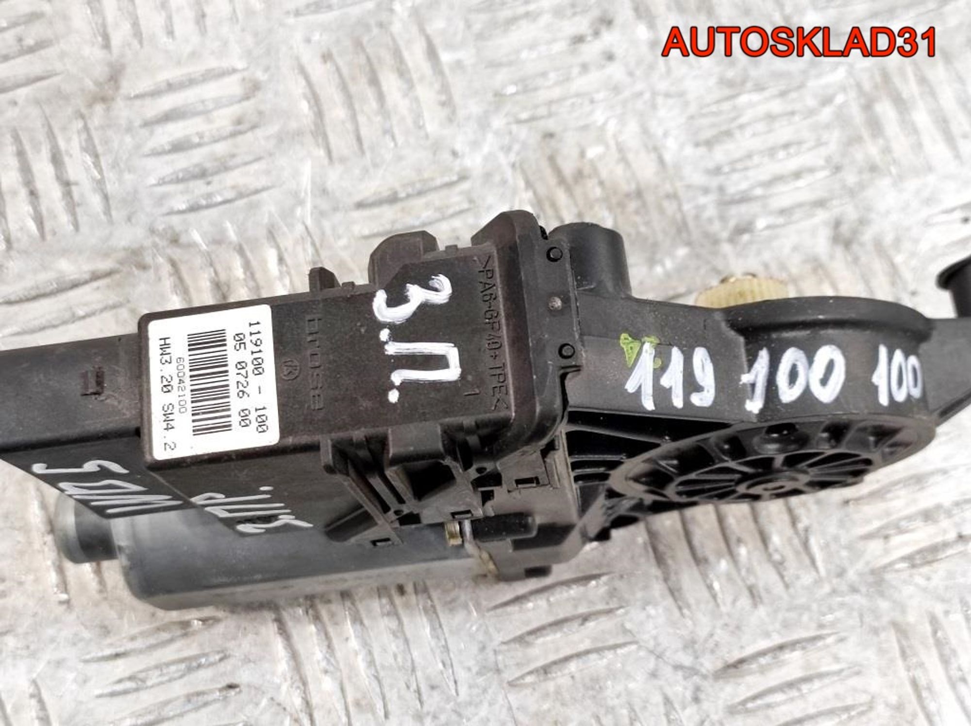 Моторчик стеклоподъёмника задний правый VW Passat B5 3B9839752AT, 800 рублей, Дубовое