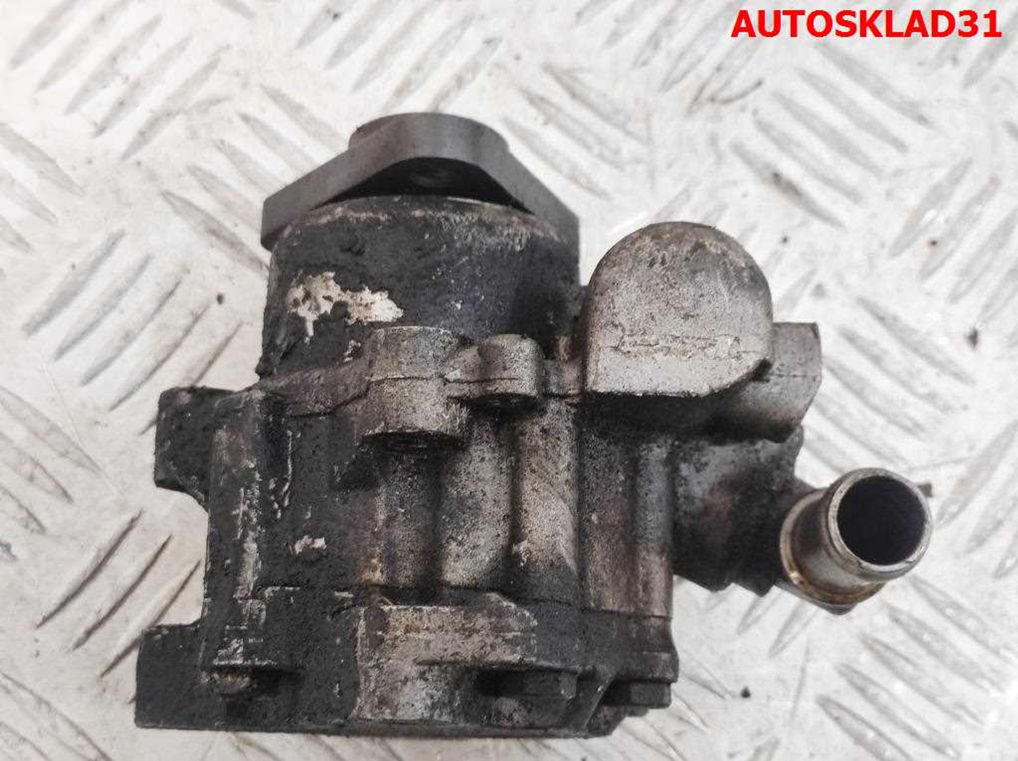 Насос гидроусилителя VW Passat B5 8D0145156F, 6000 рублей, Дубовое