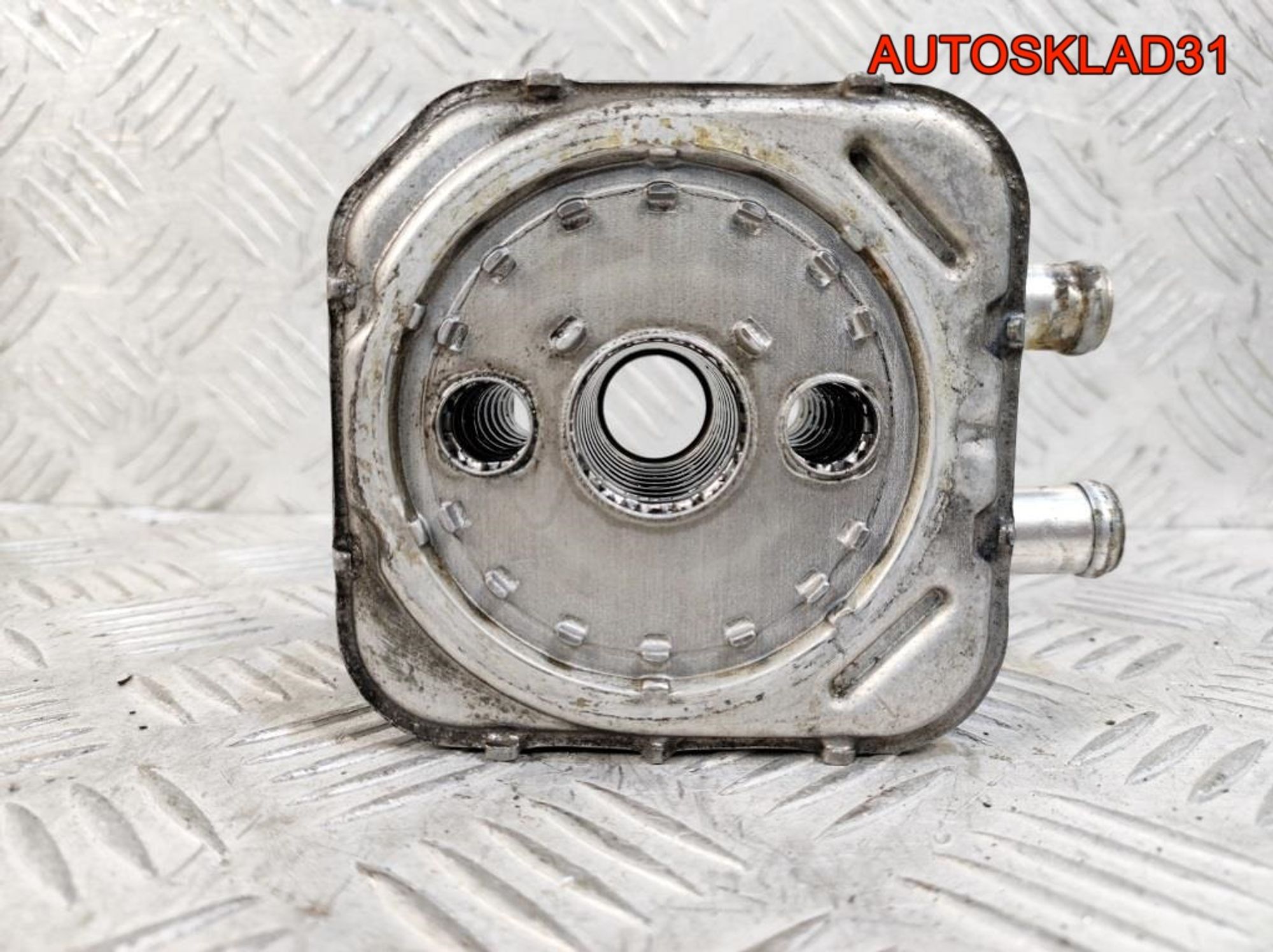 Радиатор масляный Audi A6 C5 1.9 AFN 028117021C, 900 рублей, Дубовое