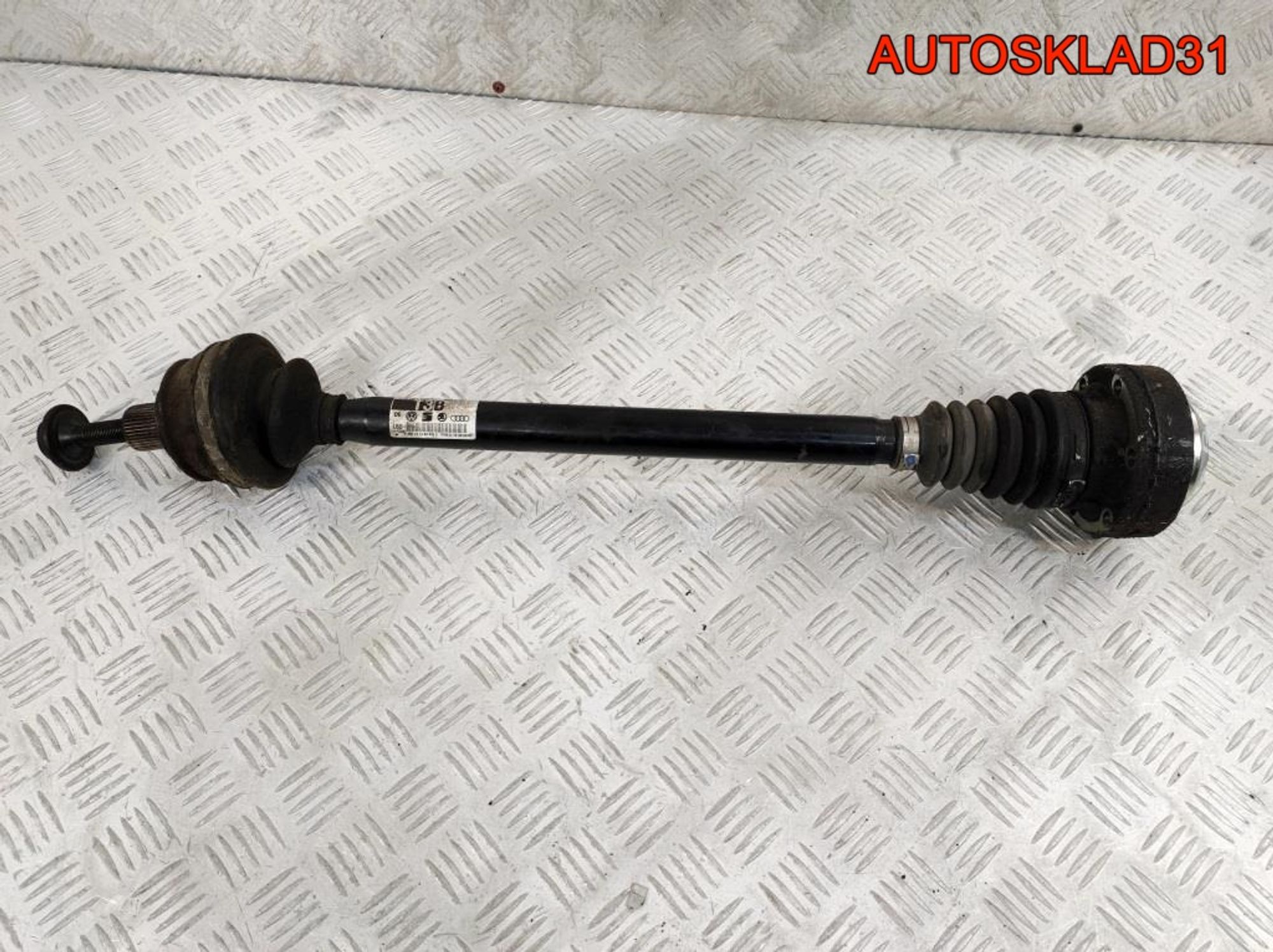 Полуось задняя 4WD АКПП Audi A6 C6 3,0 BMK 4F0501203B, 2700 рублей, Дубовое