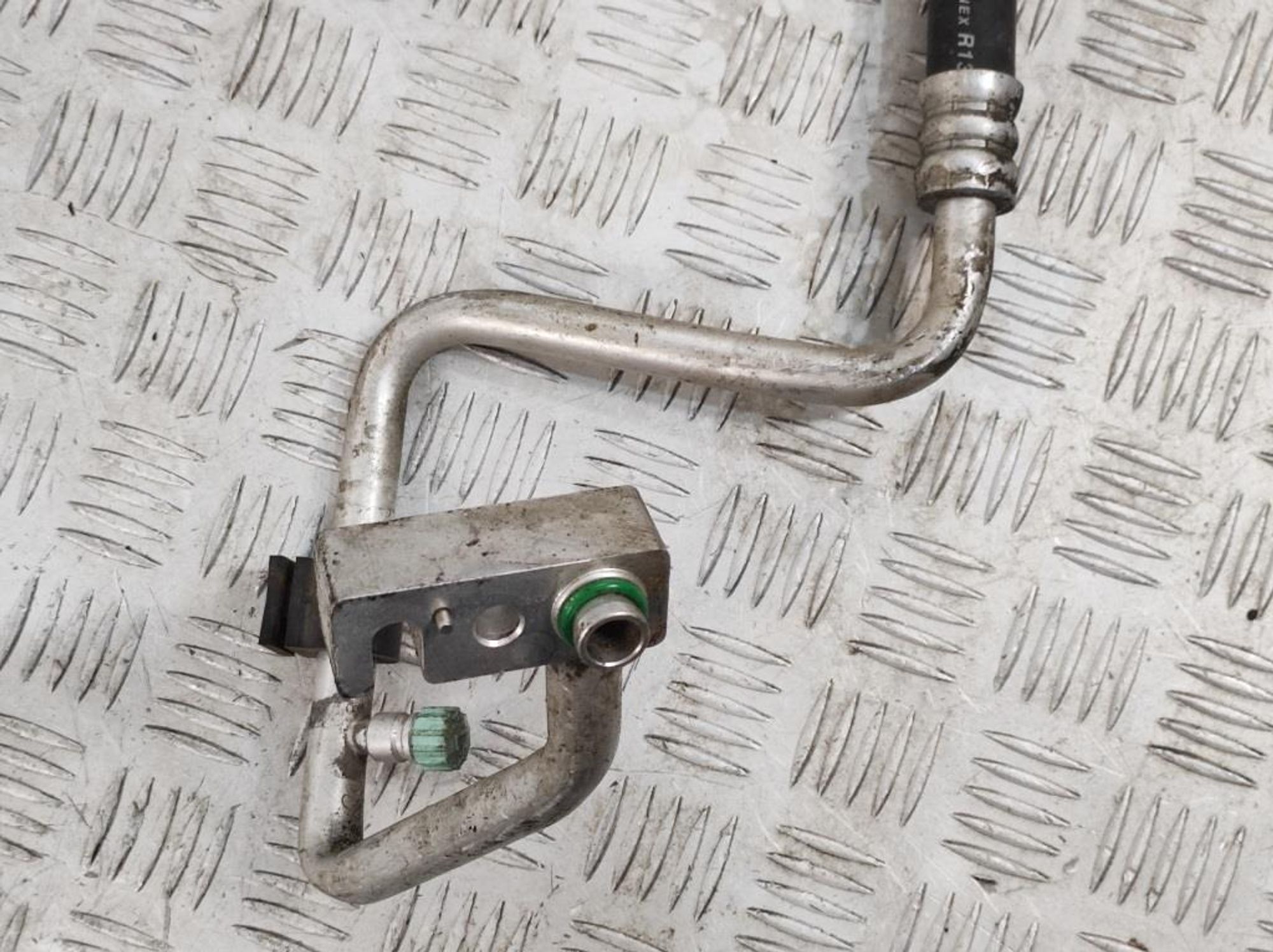 Трубка кондиционера Hyundai Getz 1 1,1 G4HD Бензин, 1000 рублей, Дубовое