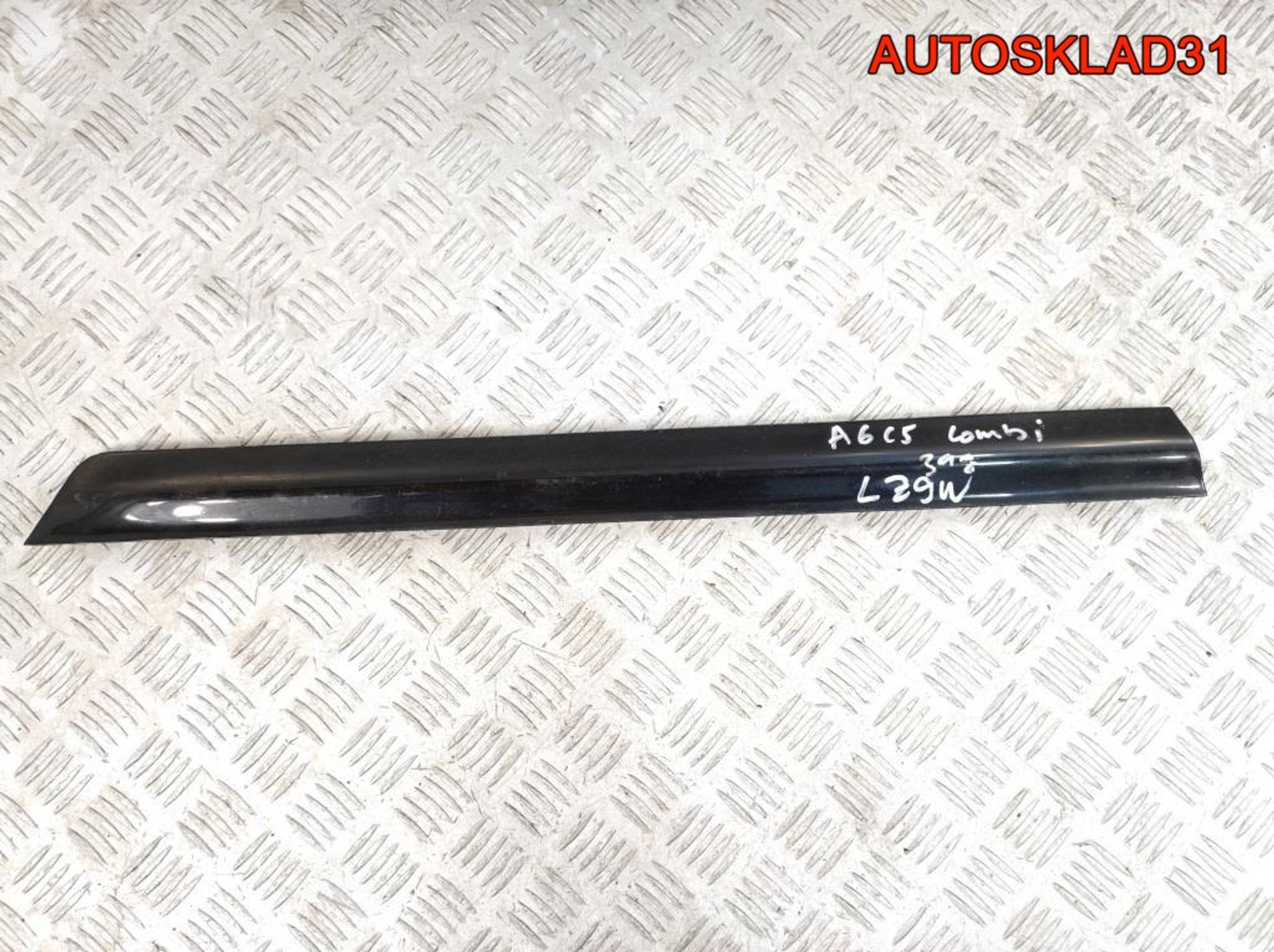 Молдинг задней левой двери Audi A6 C5 4B0853969D, 2000 рублей, Дубовое