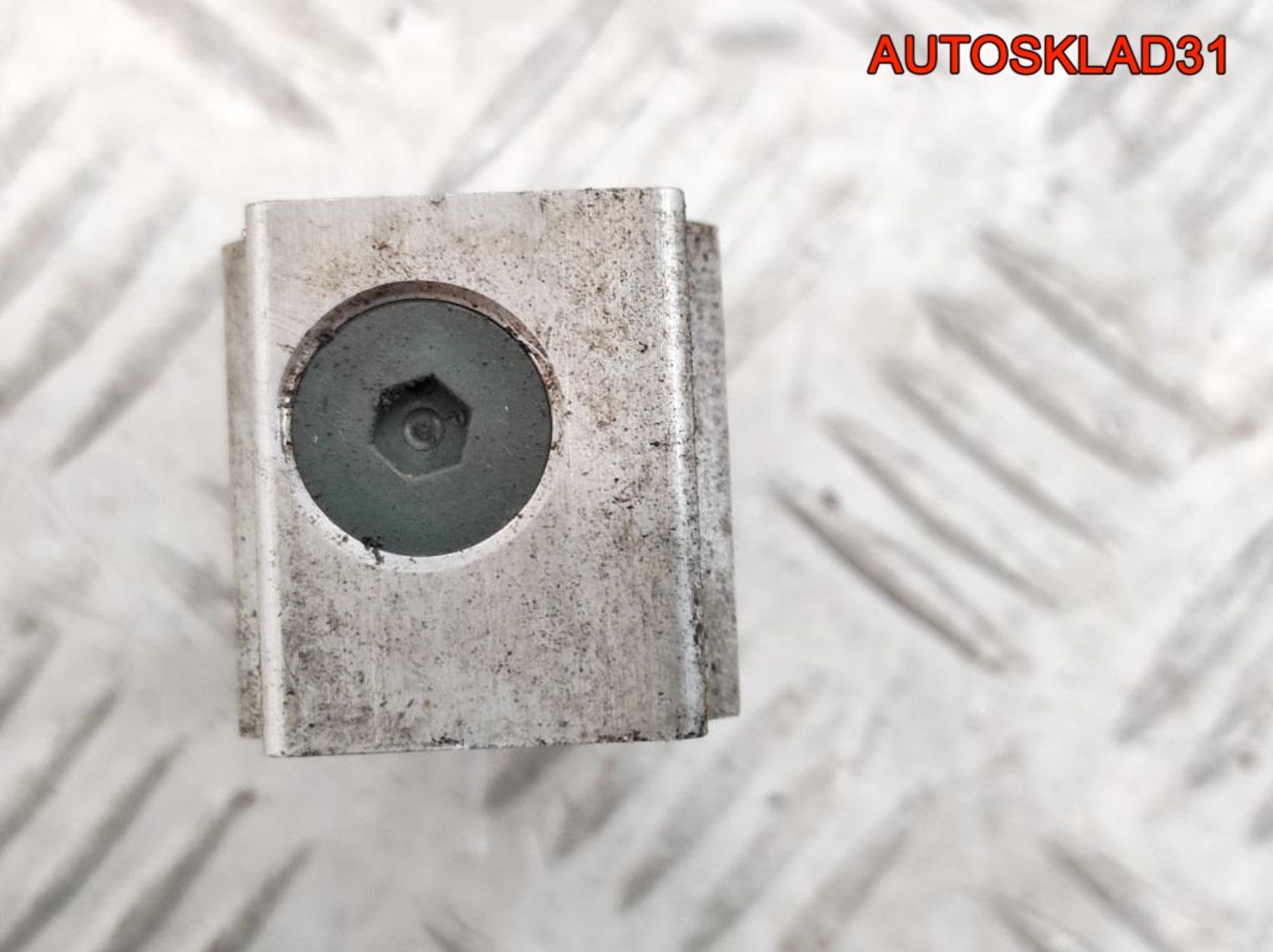 Клапан кондиционера Kia Sportage 2 976262E100, 900 рублей, Дубовое