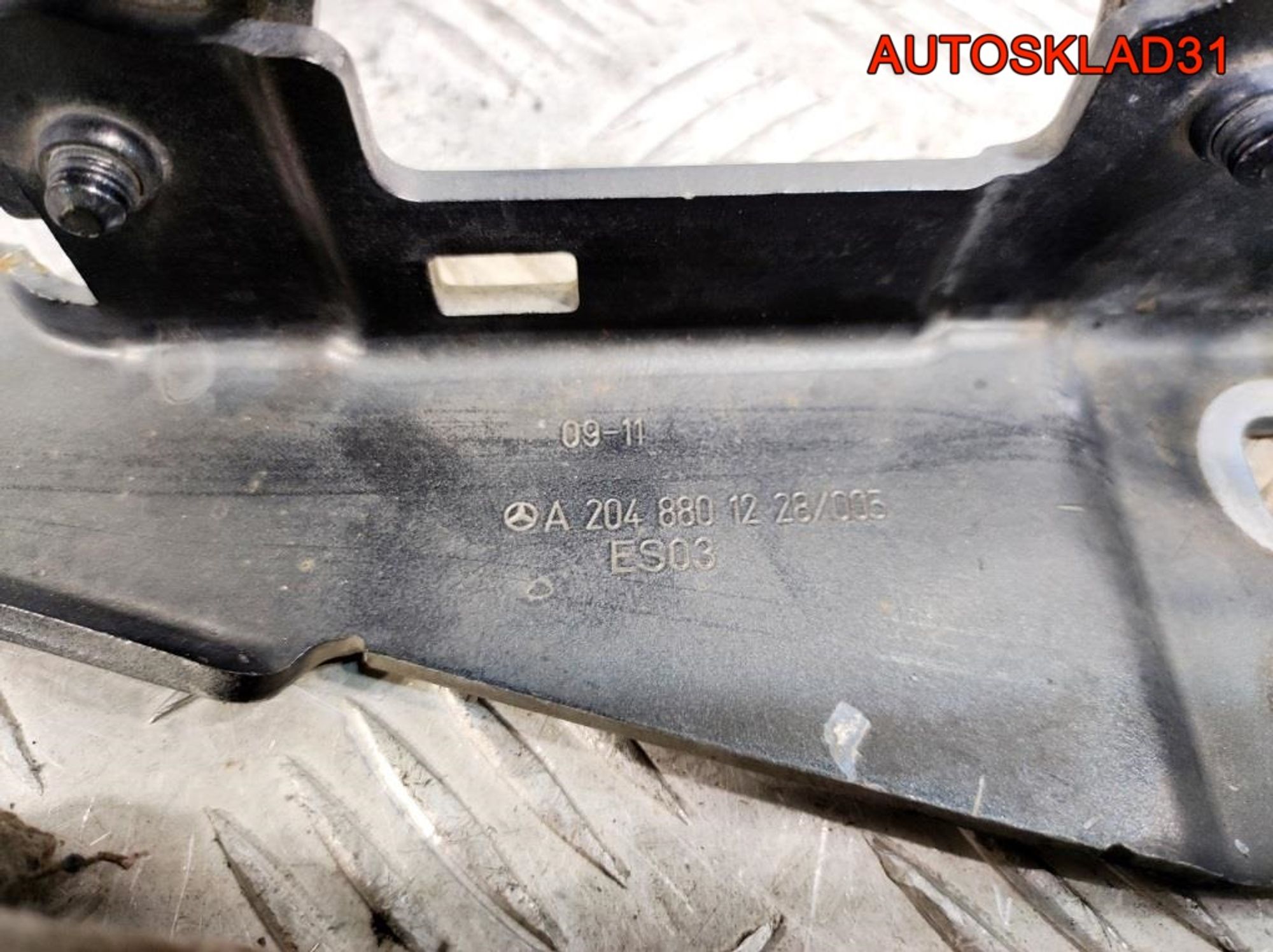 Петля капота правая Mercedes GLK X204 A2048801228, 2300 рублей, Дубовое