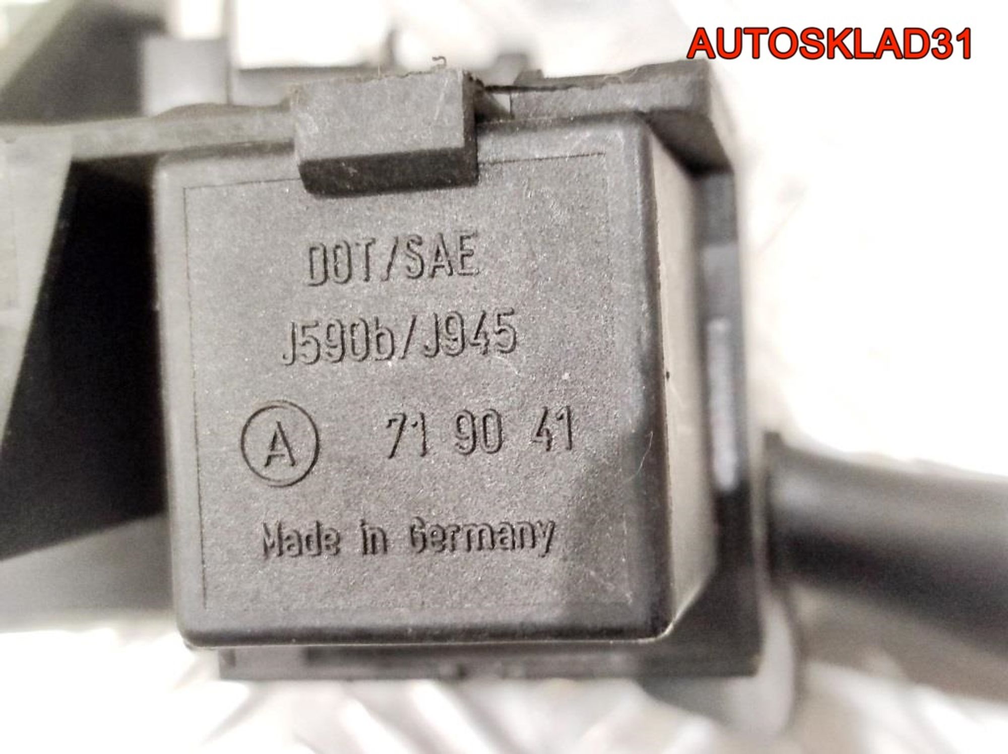 Переключатель подрулевой Ford Fiesta 3 90FG14K147B1A, 1000 рублей, Дубовое