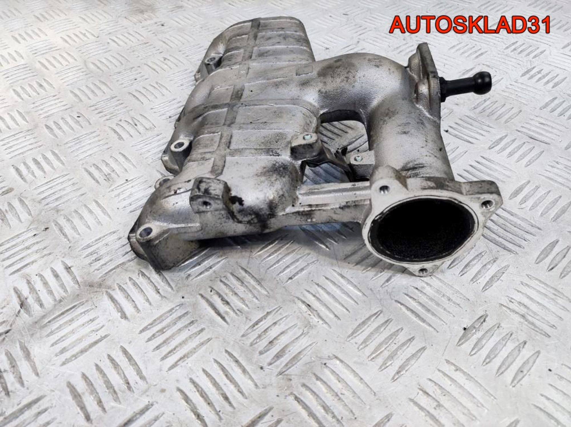 Коллектор впускной VW Golf 4 036129713J 1,9 Дизель, 900 рублей, Дубовое