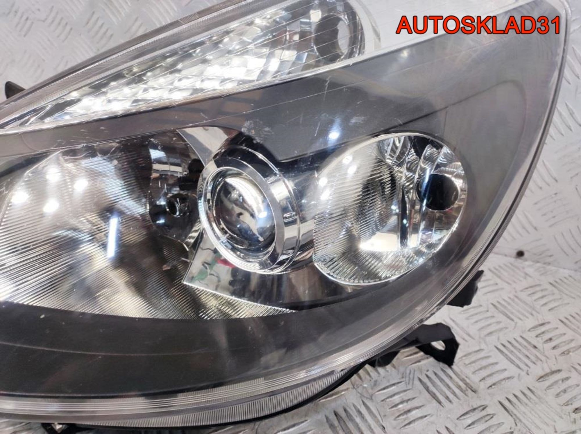 Фара левая Renault Clio 3 20A794052B TYC, 9800 рублей, Дубовое