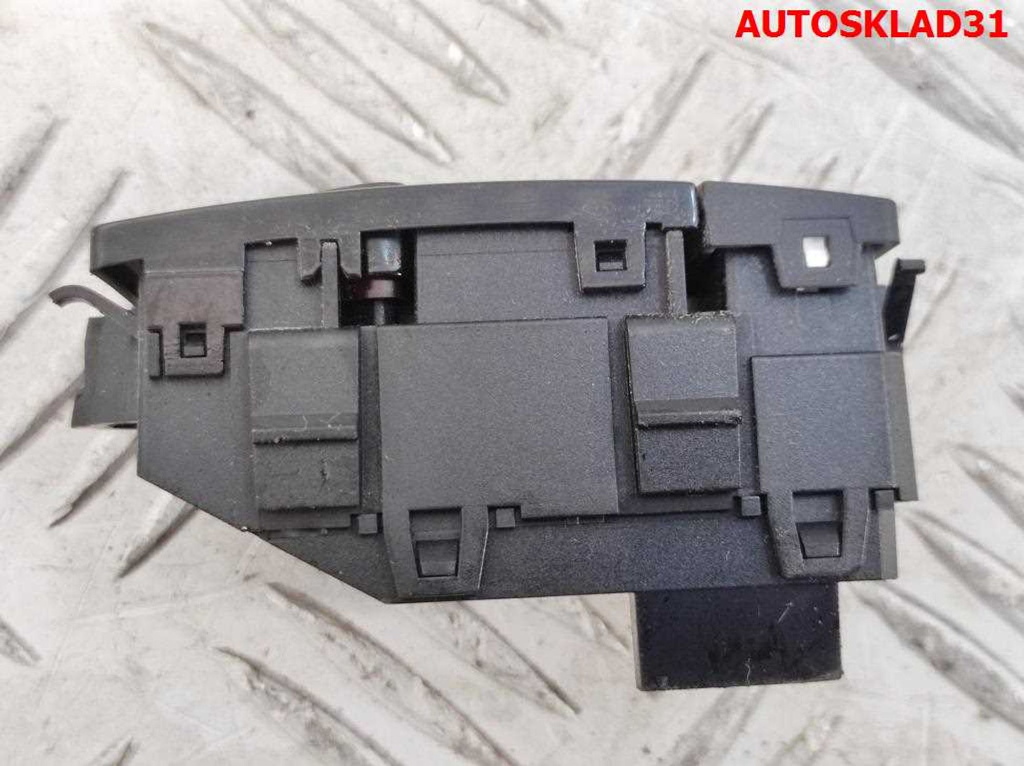 Кнопка аварийной сигнализации Mercedes GLK X204 A2048706558, 600 рублей, Дубовое