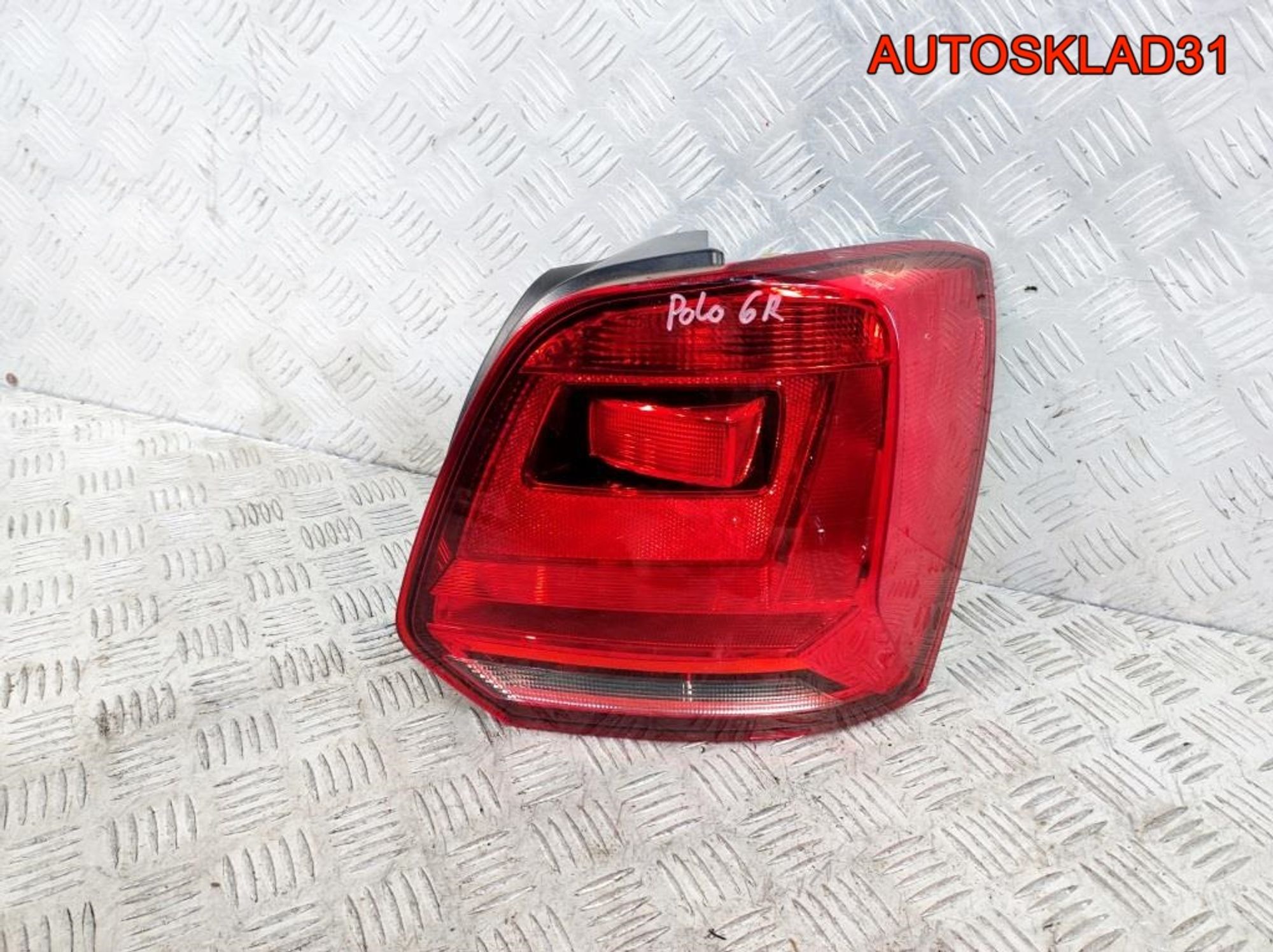 Фонарь задний правый VW Polo HB 6C0945096K Хетчбэк, 6500 рублей, Дубовое