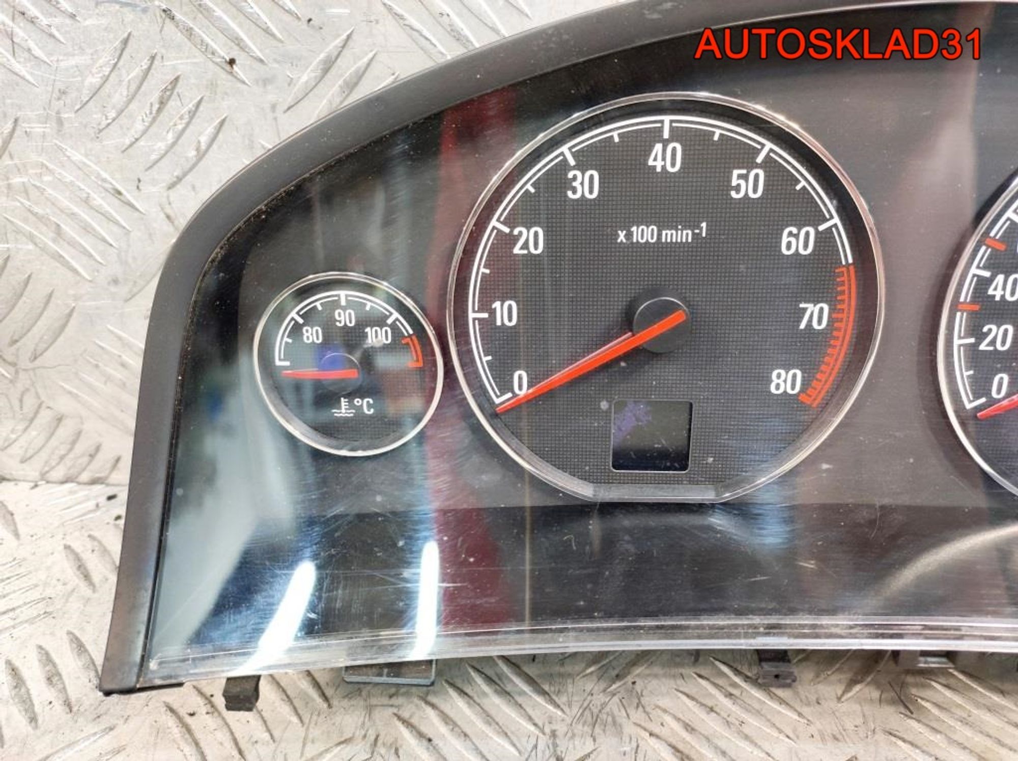 Панель приборов Opel Vectra C 13186664 2,2 Бензин, 3200 рублей, Дубовое