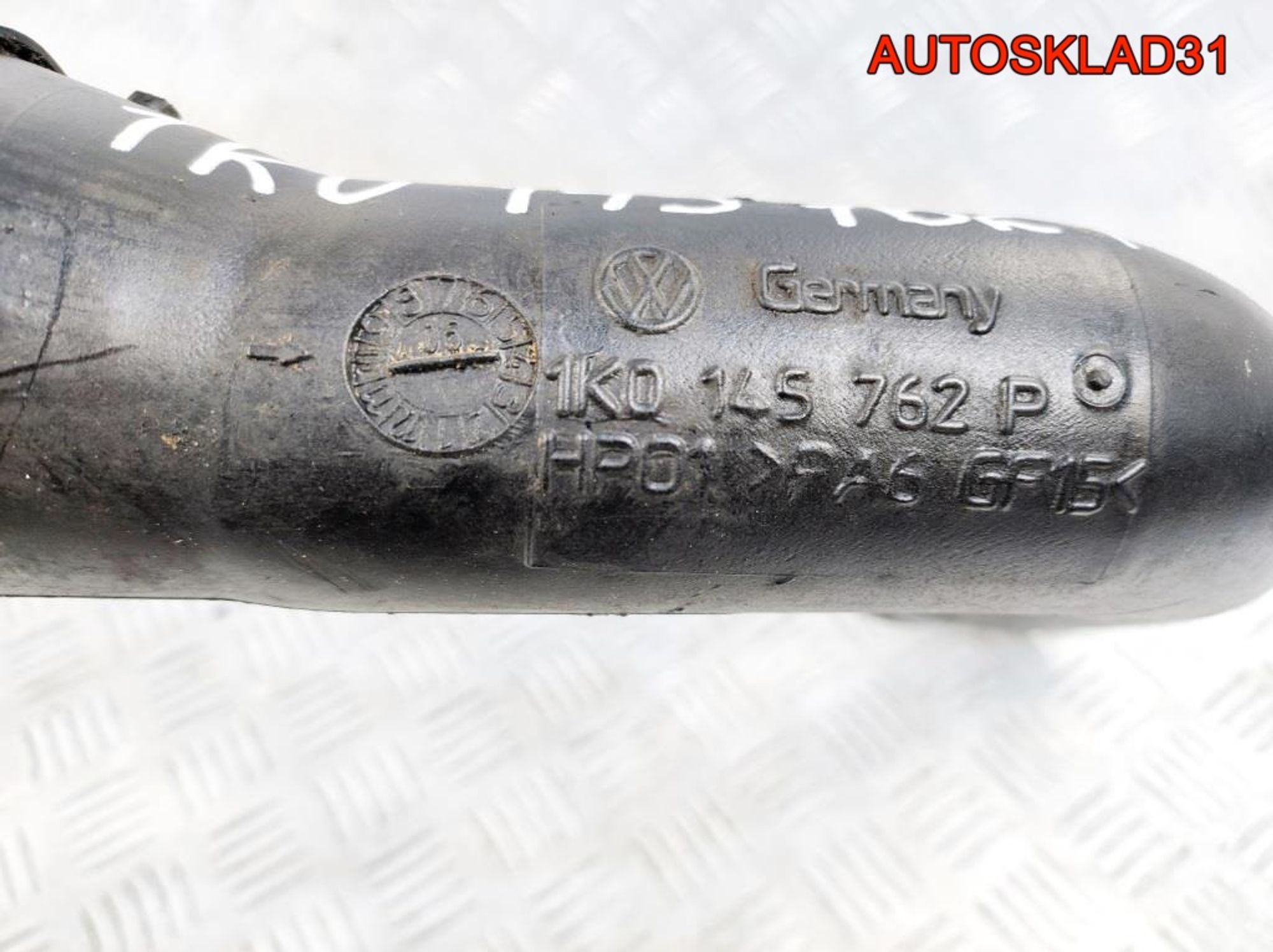 Патрубок интеркулера  VW Gоlf 5 1.9 BXE 1K0145762P, 1700 рублей, Дубовое